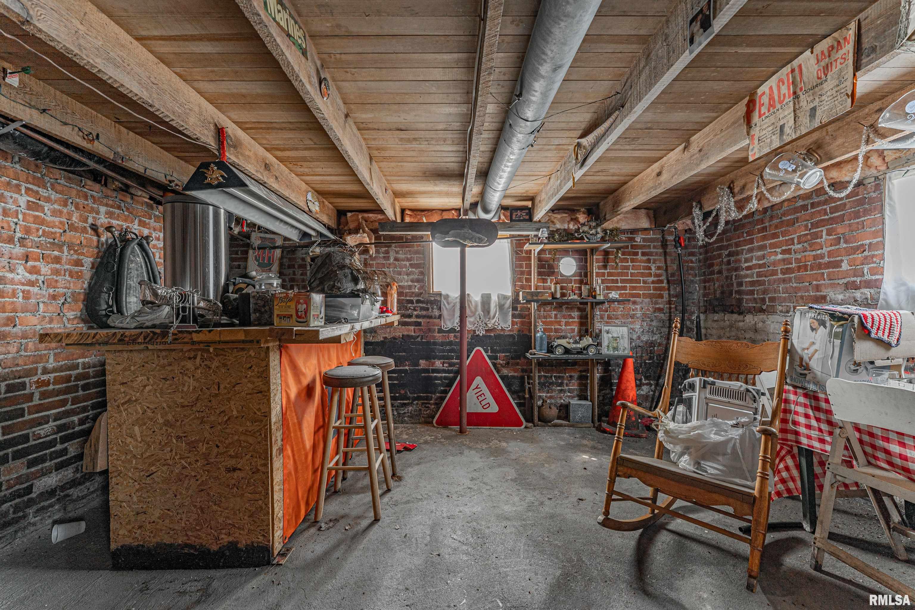 1568 N Walnut Street, Beason, Illinois image 23