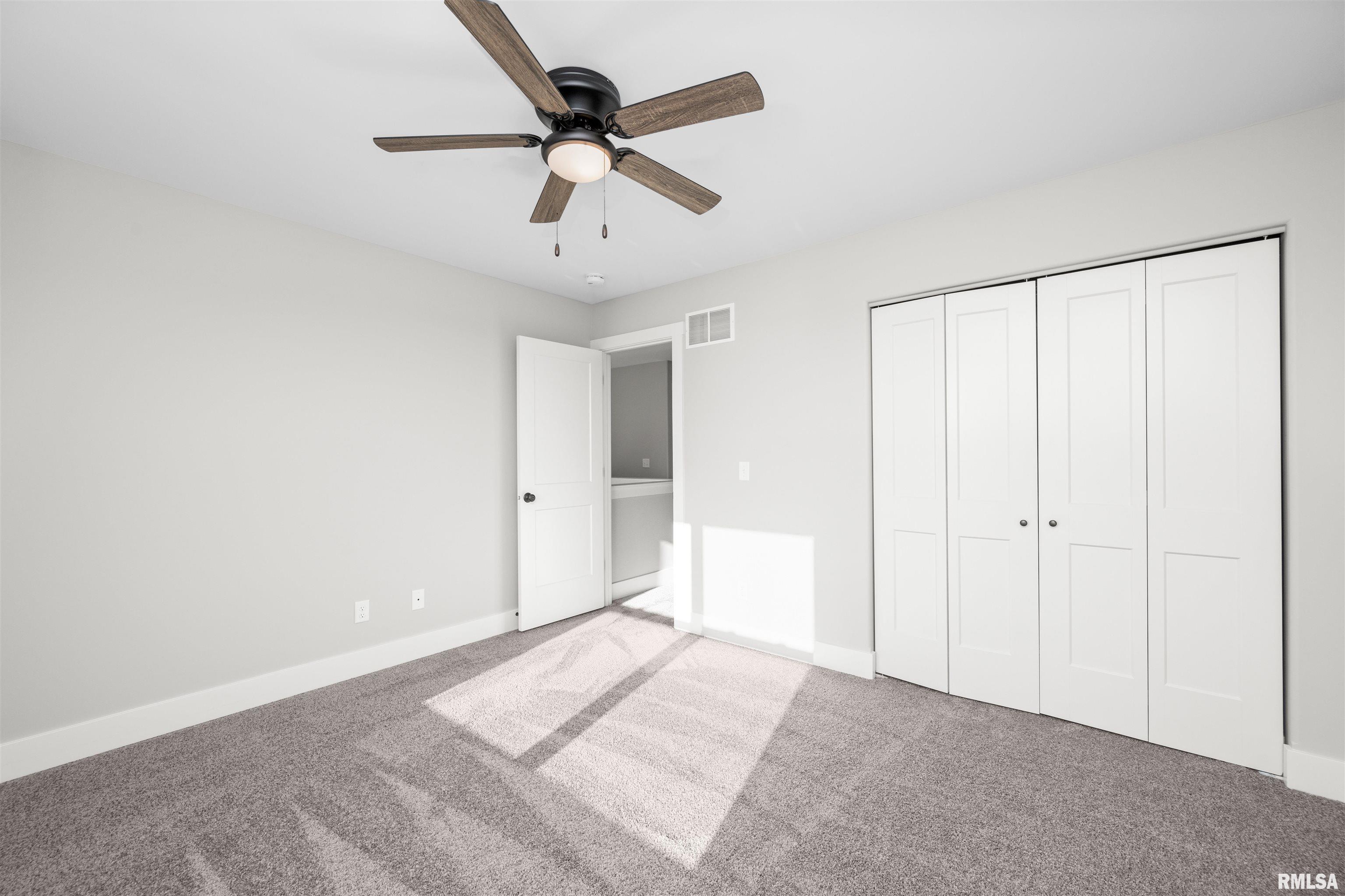 7150 Grove Crossing, Bettendorf, Iowa image 21