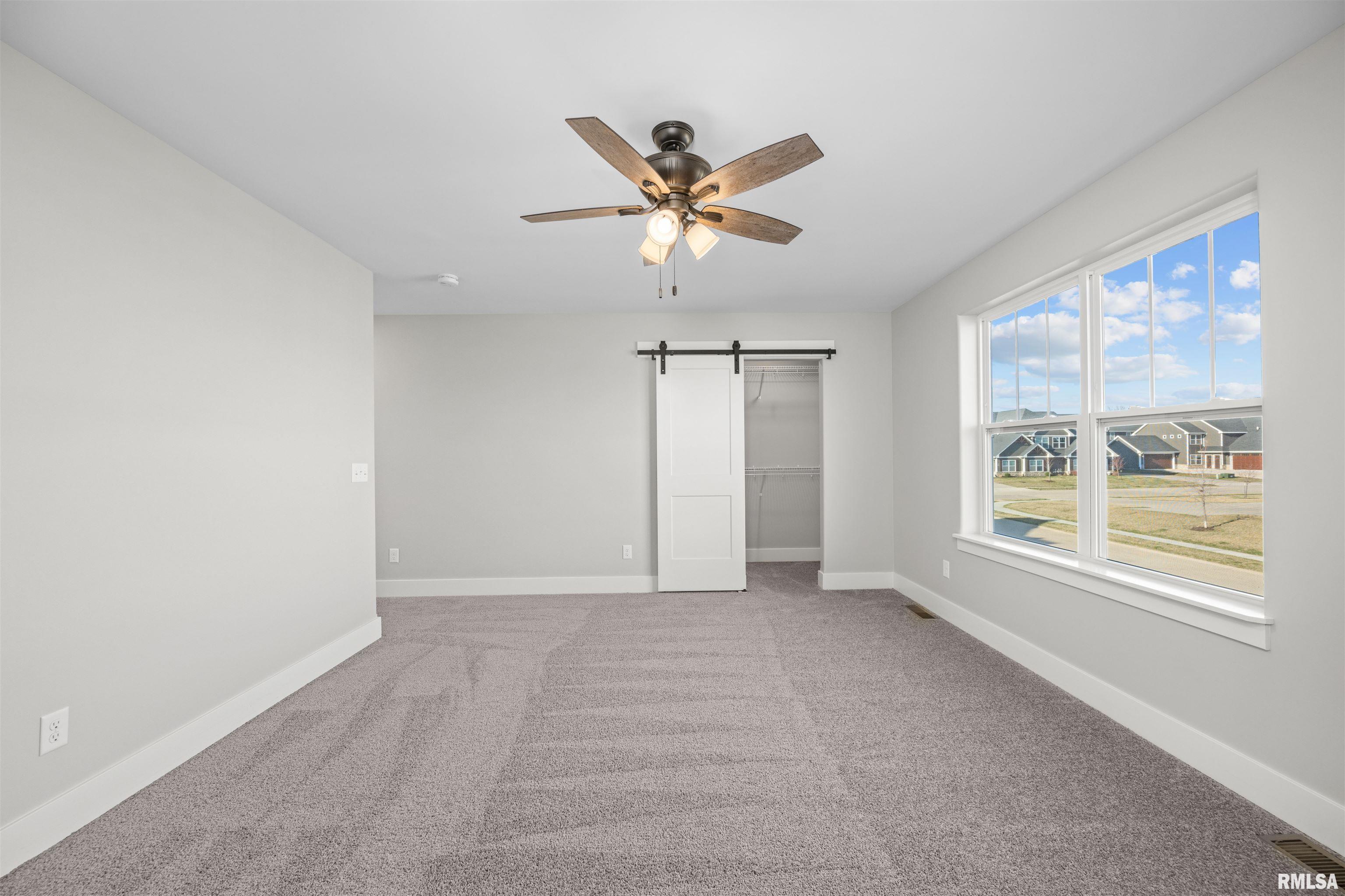 7150 Grove Crossing, Bettendorf, Iowa image 27