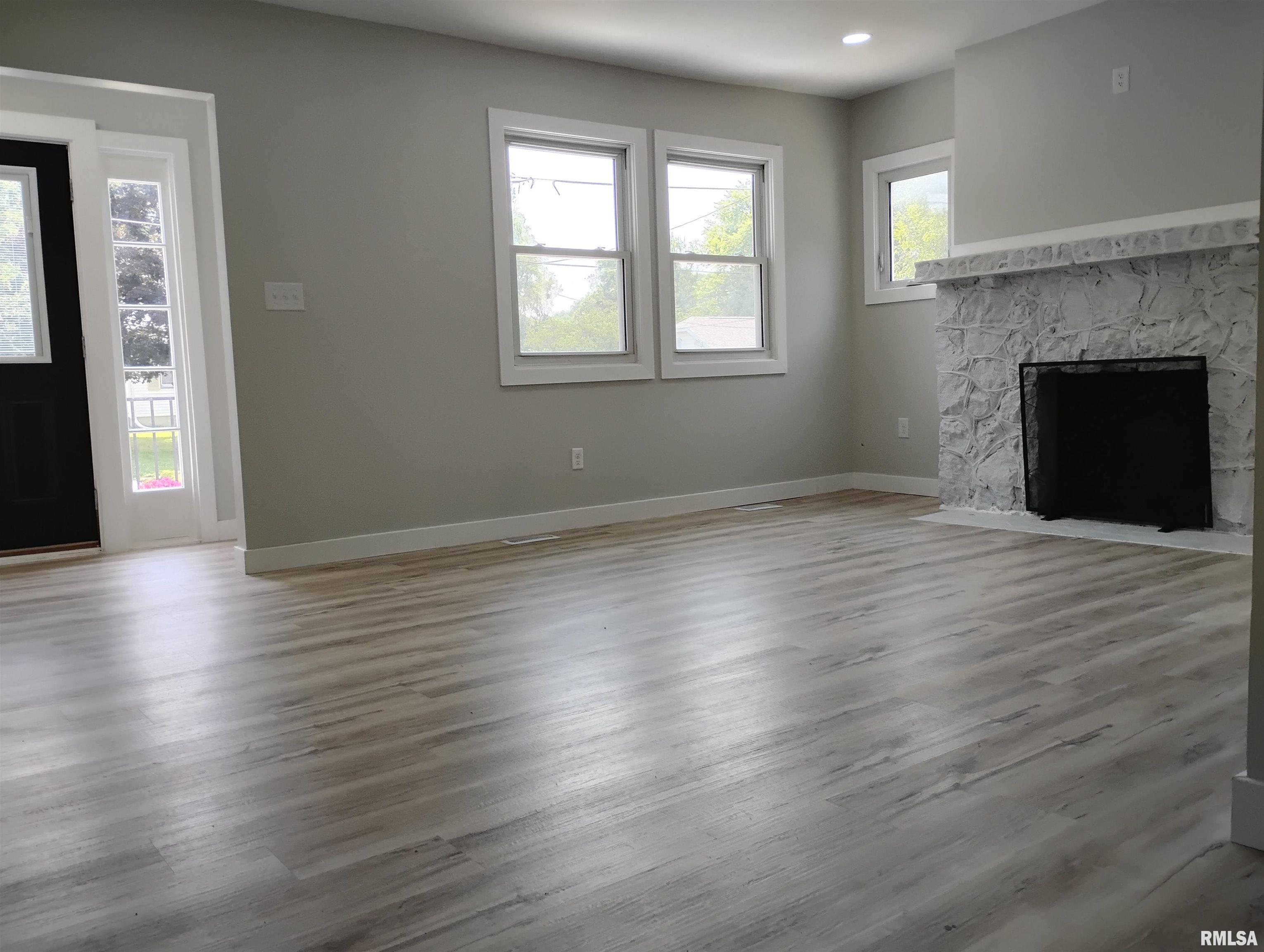 1409 N Stever Avenue, West Peoria, Illinois image 6