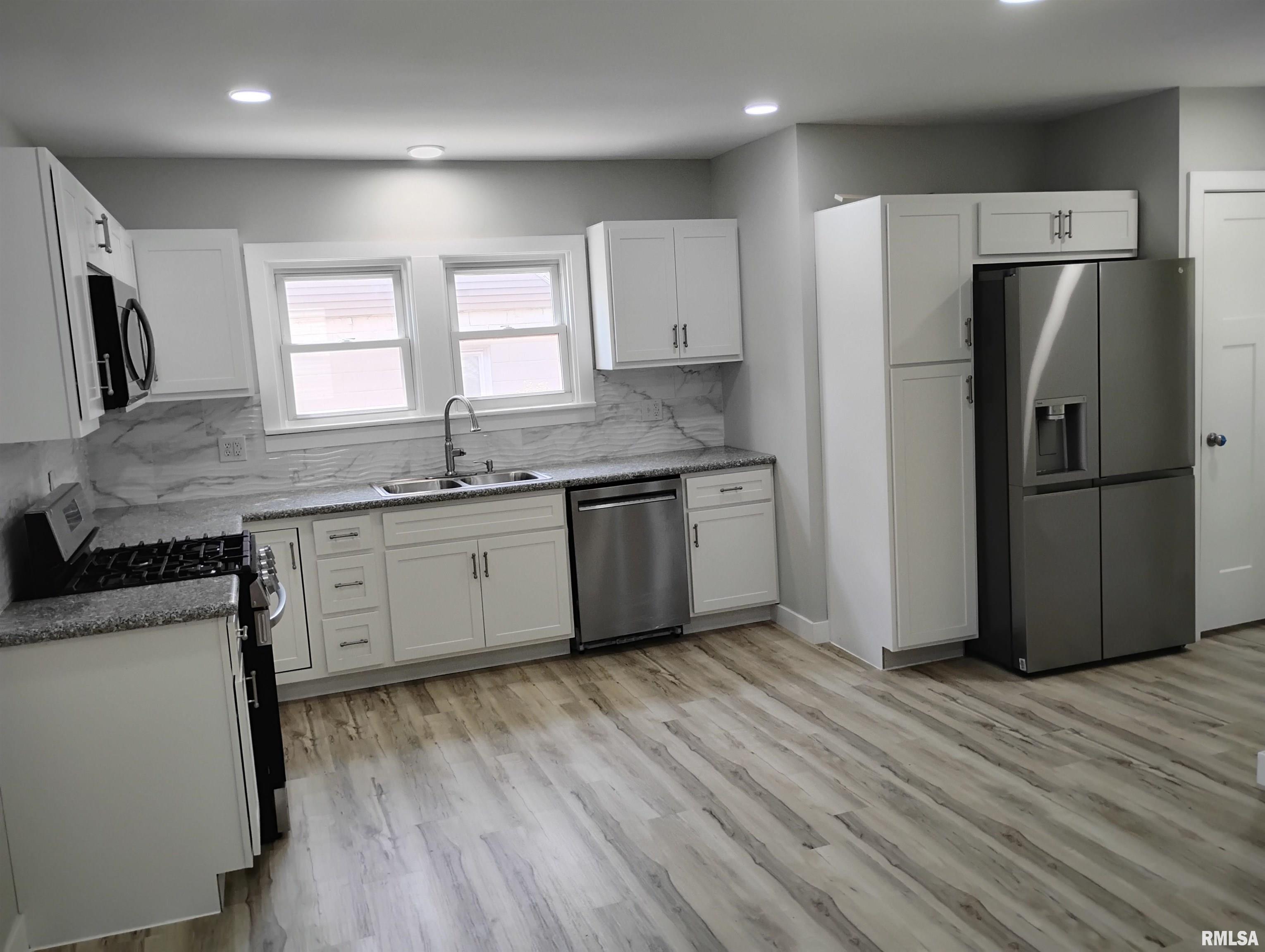 1409 N Stever Avenue, West Peoria, Illinois image 13