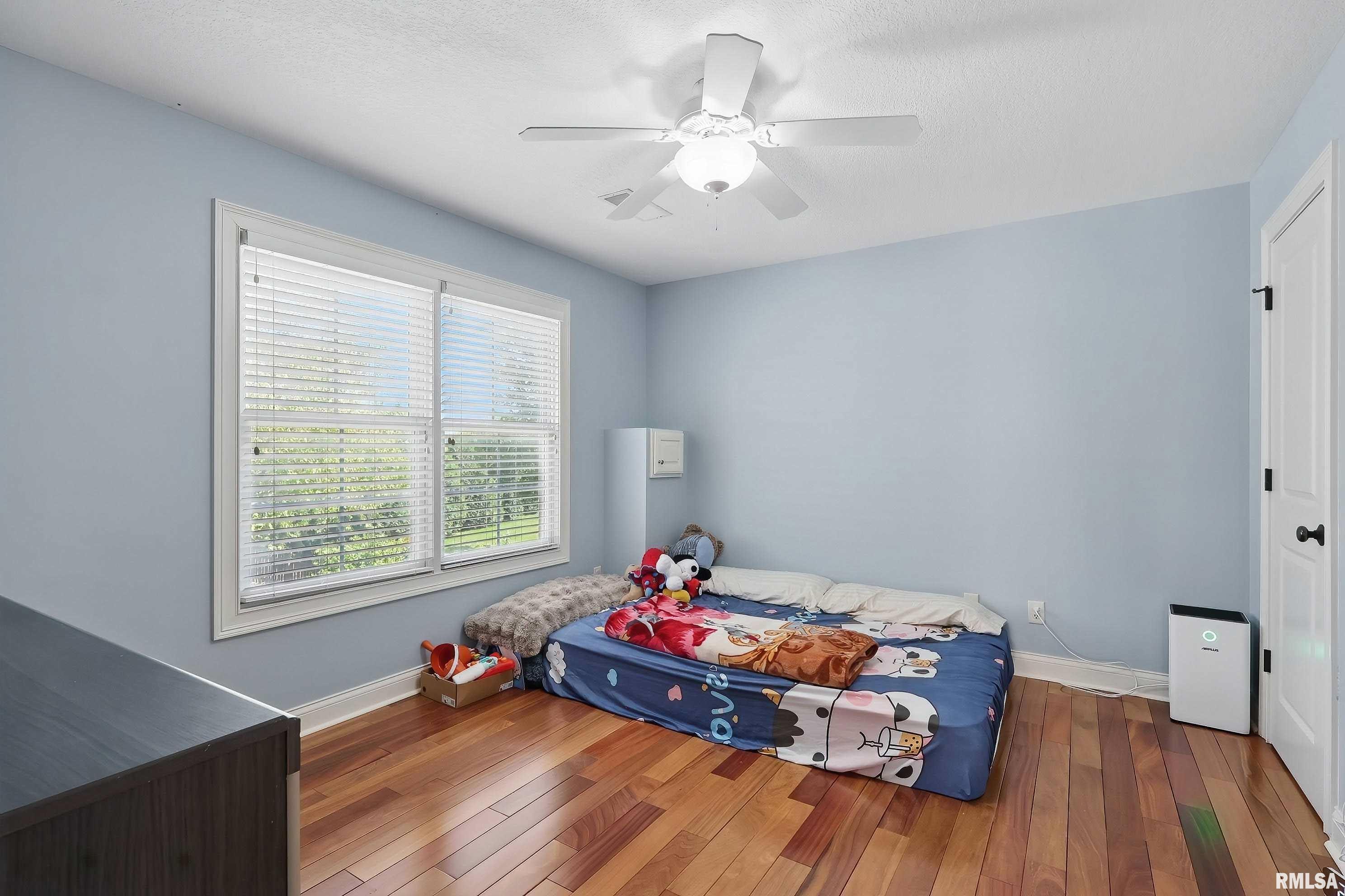 3077 Marynoel Avenue, Bettendorf, Iowa image 25