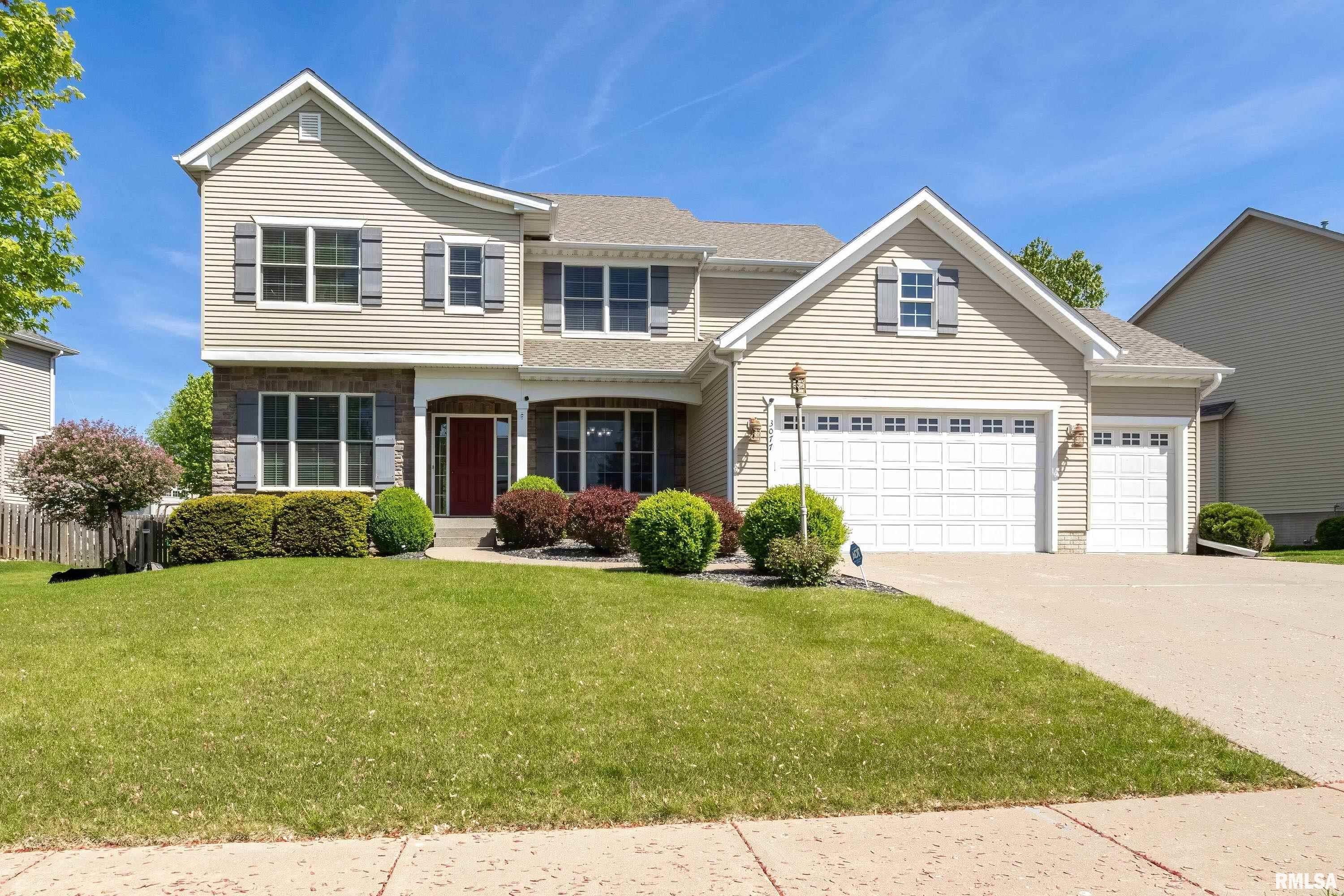 3077 Marynoel Avenue, Bettendorf, Iowa image 2