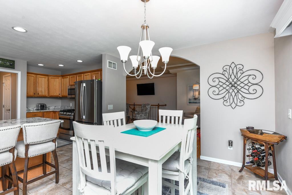 1029 W Tall Oaks Court, Bartonville, Illinois image 14