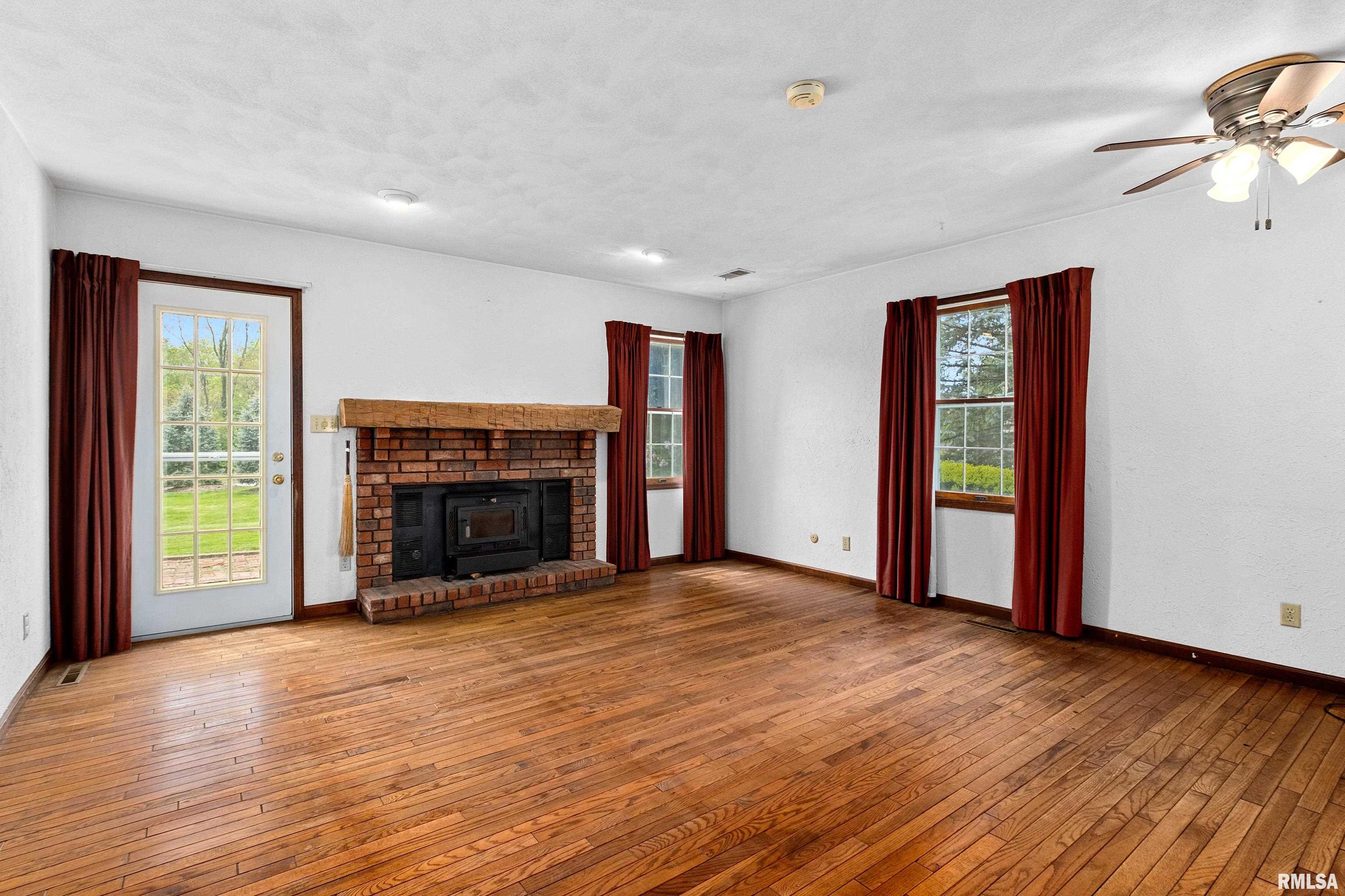 15 Beaver Creek Drive, East Peoria, Illinois image 27