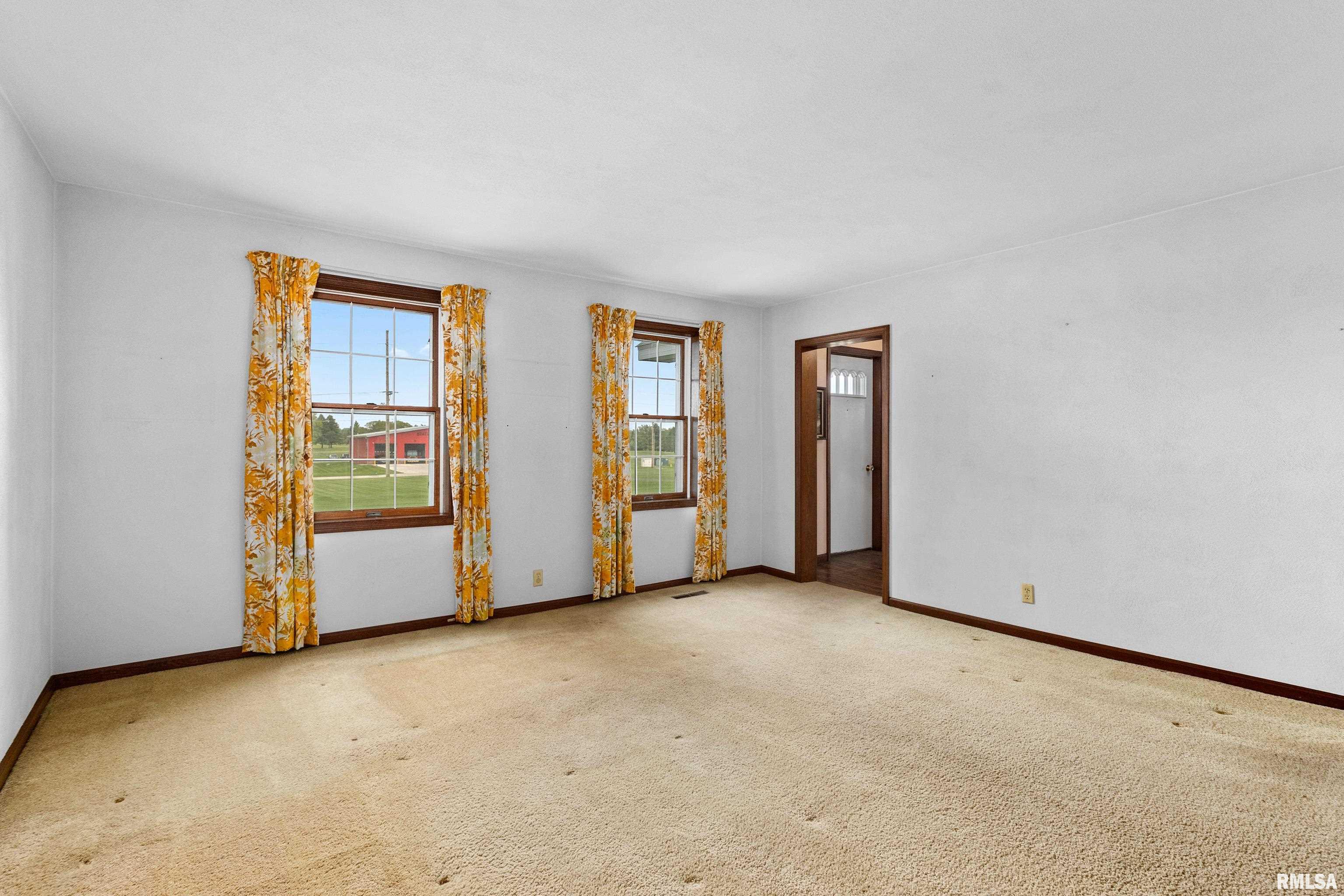 15 Beaver Creek Drive, East Peoria, Illinois image 24