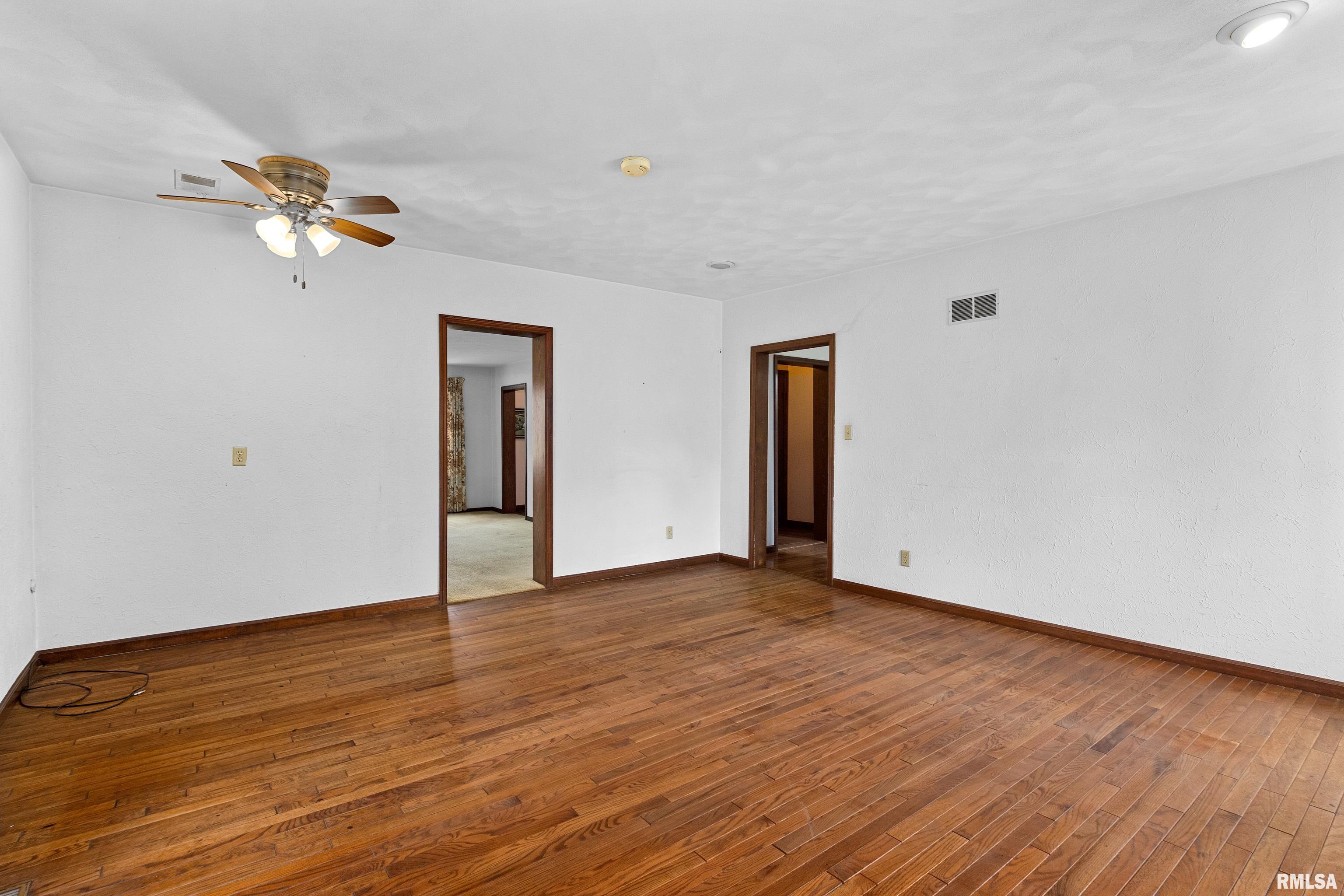 15 Beaver Creek Drive, East Peoria, Illinois image 29
