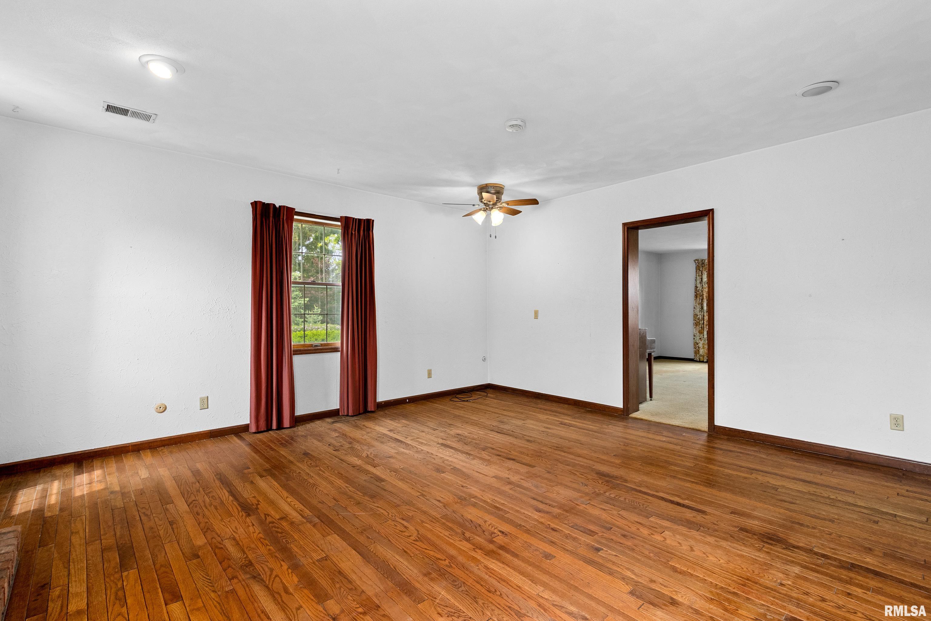 15 Beaver Creek Drive, East Peoria, Illinois image 28