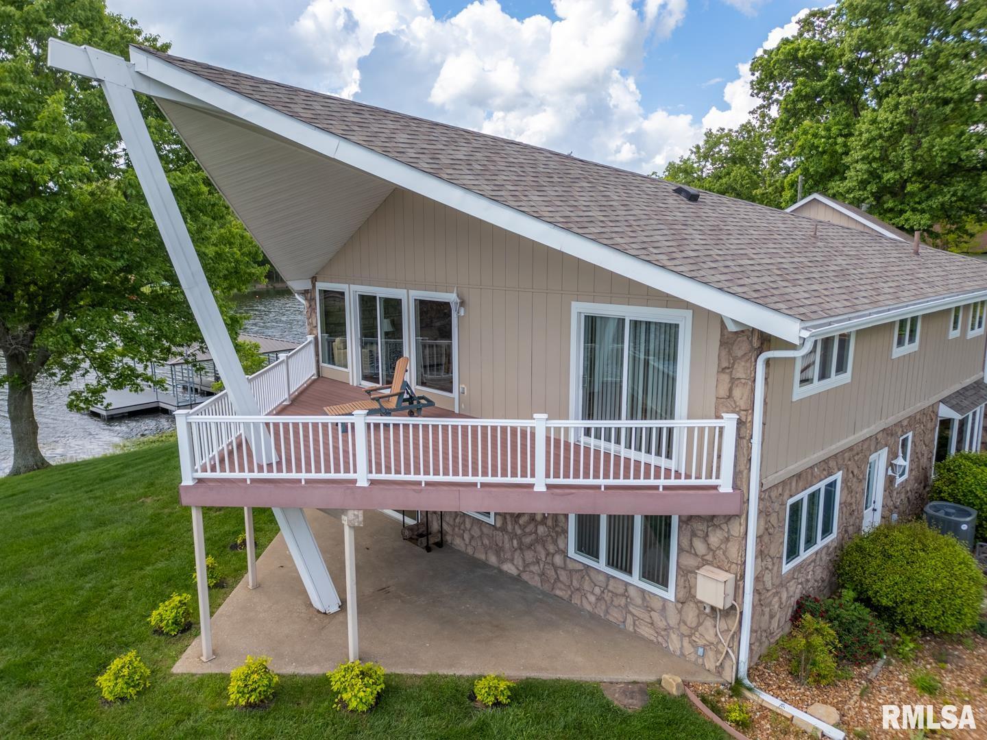 12687 N Shoreland Drive, Marion, Illinois image 15