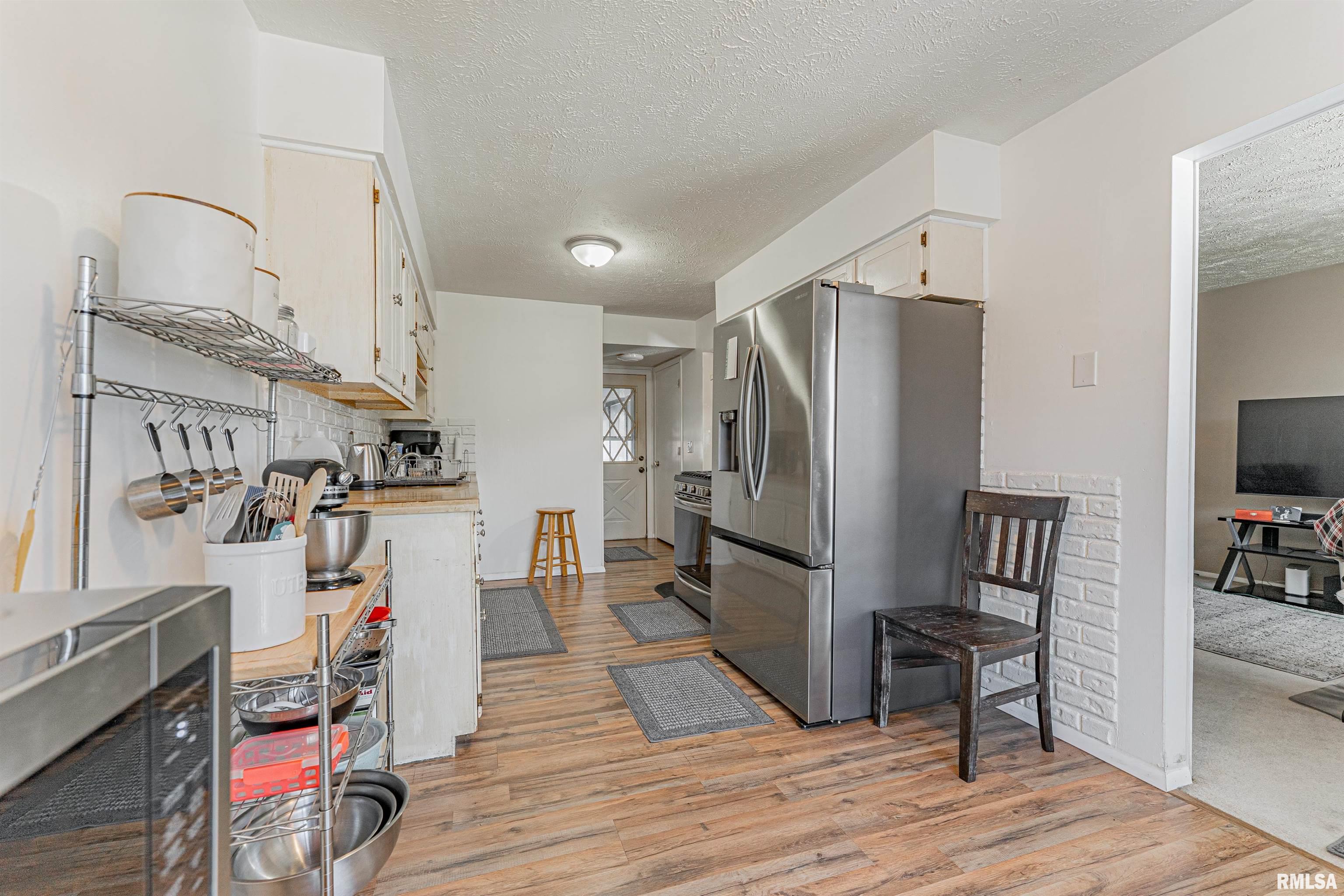 2516 E Washington Street #F, Bloomington, Illinois image 7