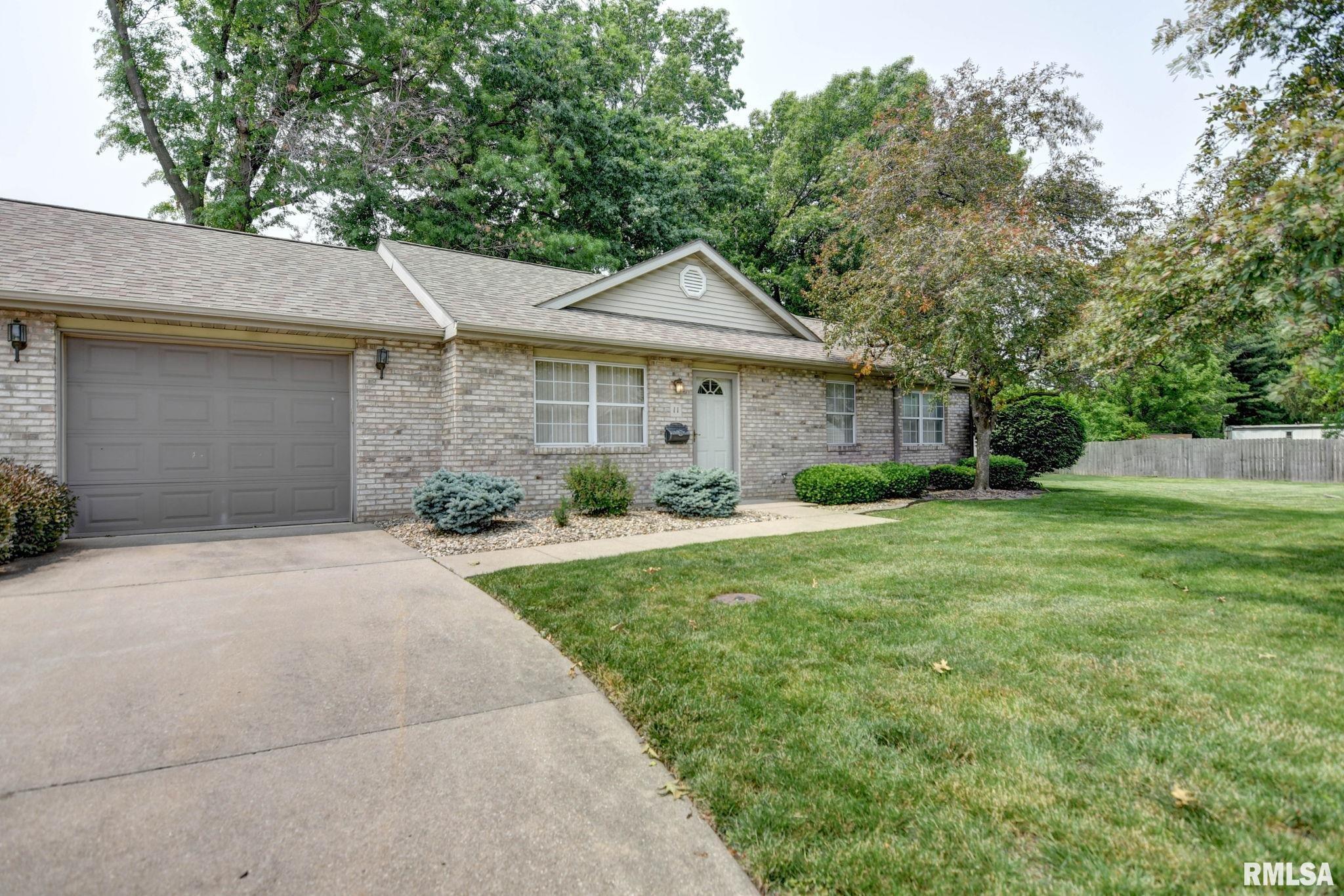 1315 W Park Avenue, Taylorville, Illinois image 16