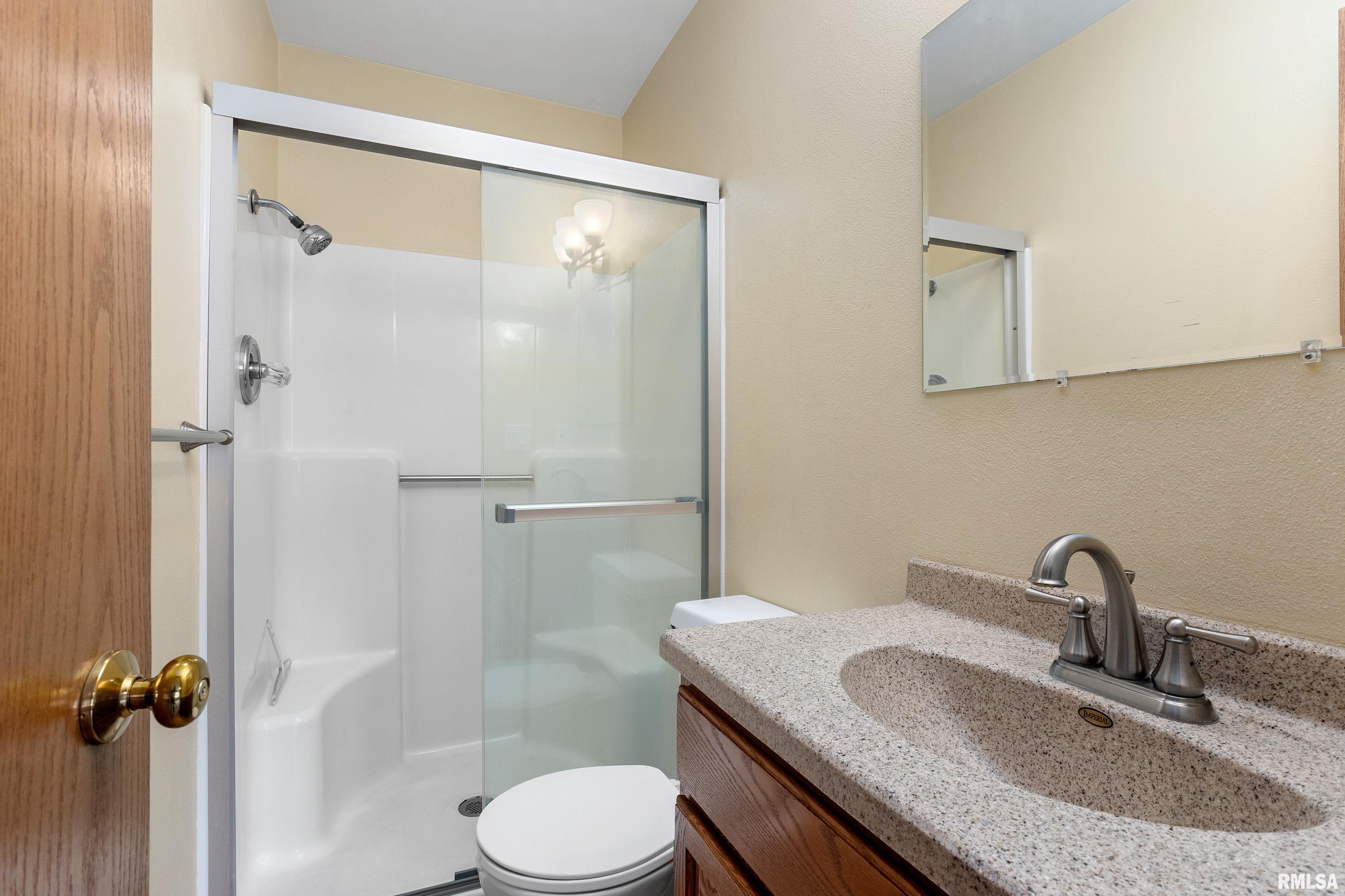 2106 Marigold Drive, Pekin, Illinois image 20