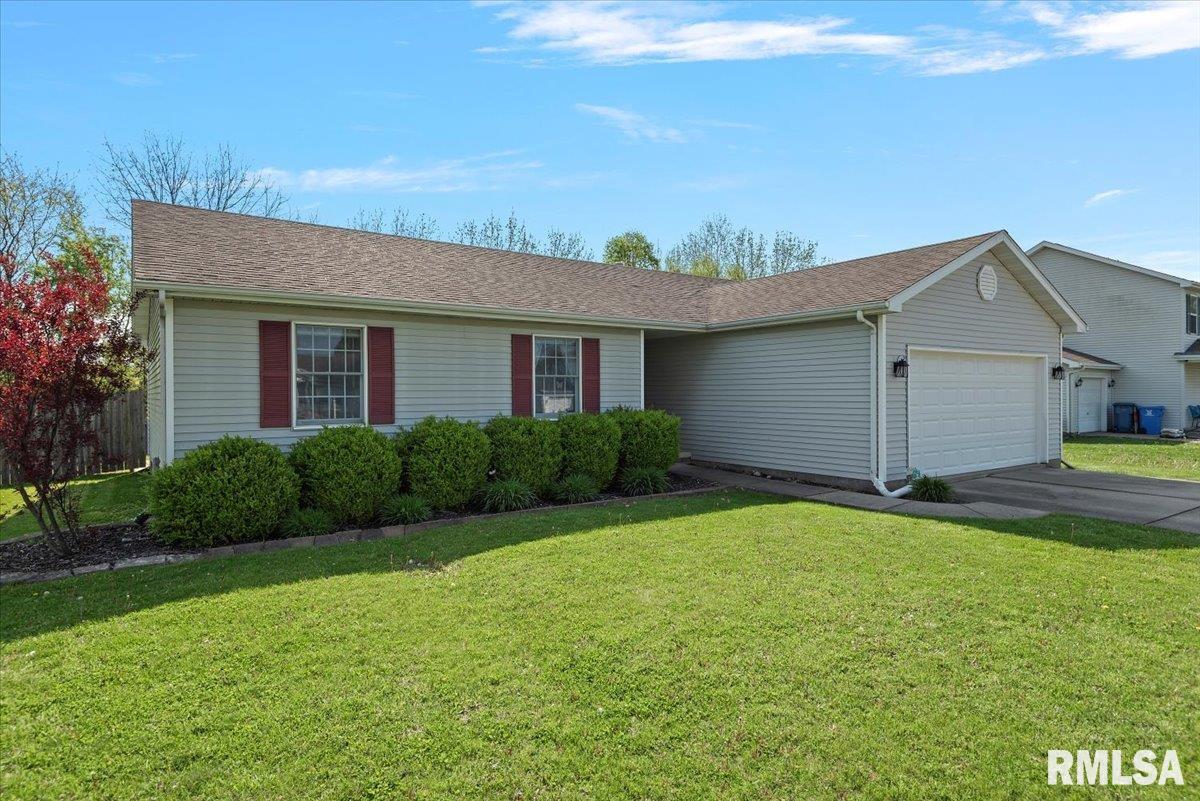 504 N Bitterroot Drive, Athens, Illinois image 32