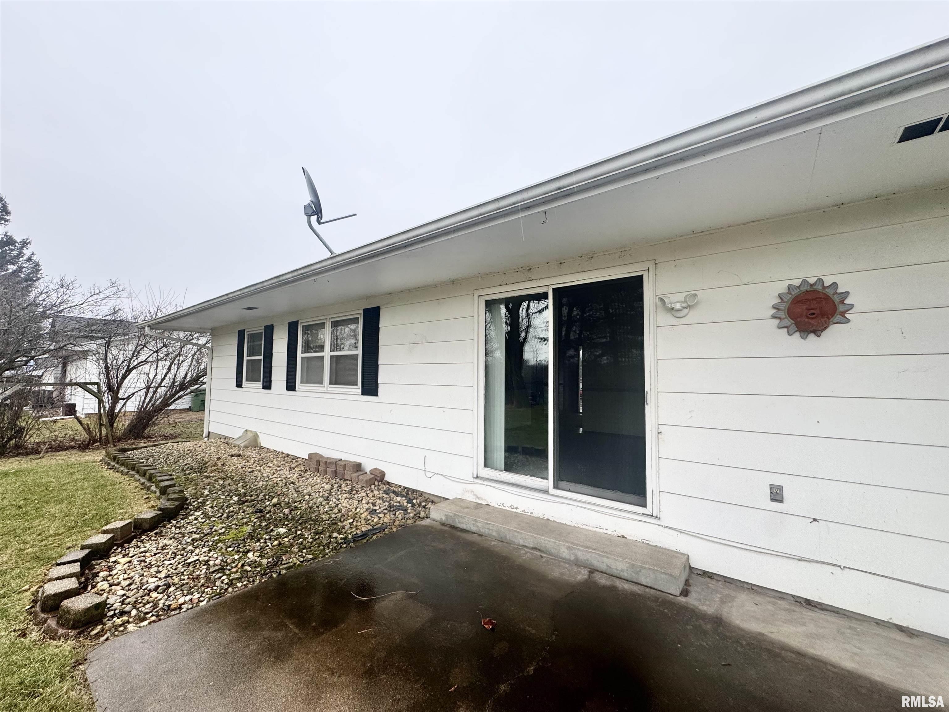 540 Scenic Drive, Clinton, Iowa image 29