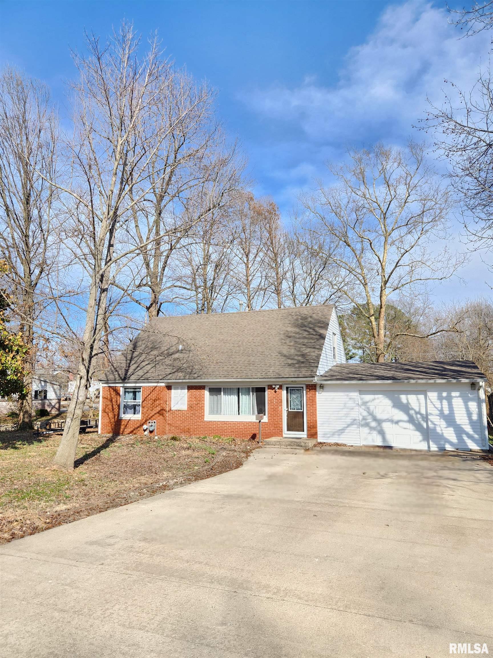 405 Bainbridge Road, Marion, Illinois image 1