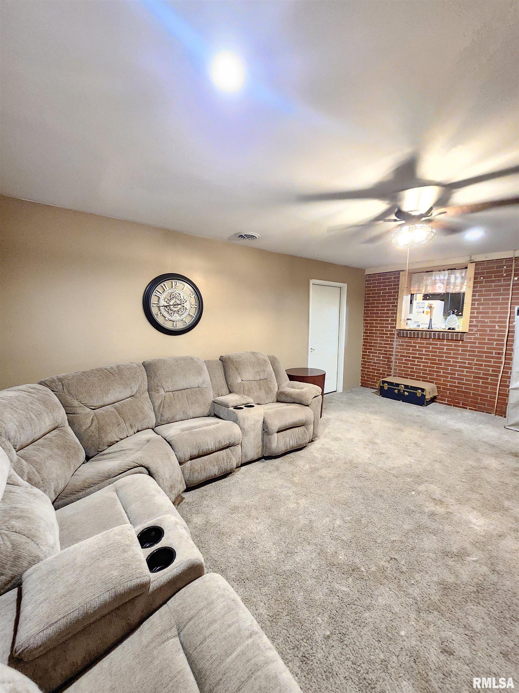 405 Bainbridge Road, Marion, Illinois image 25