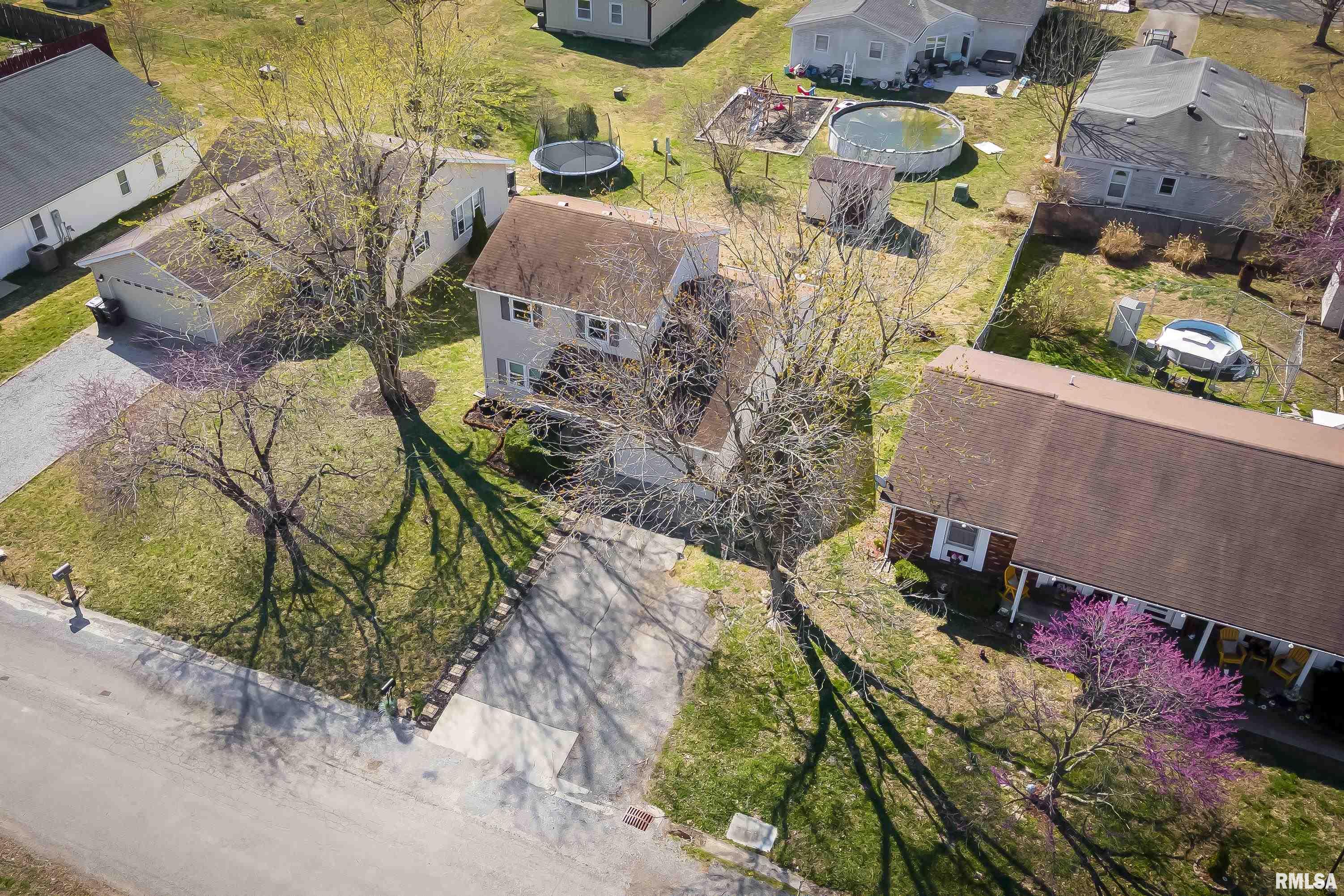 1395 N Cypress Drive, Carbondale, Illinois image 28
