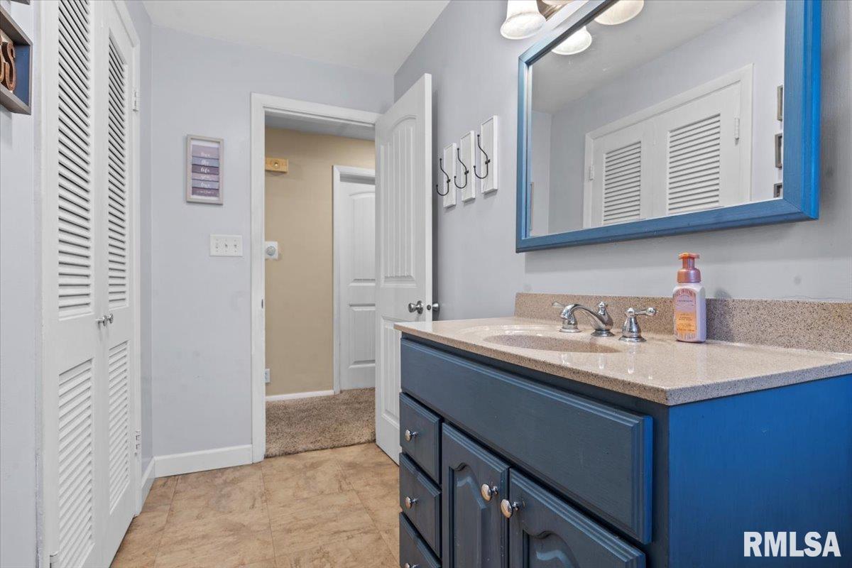 16 Marian Lane, Springfield, Illinois image 19