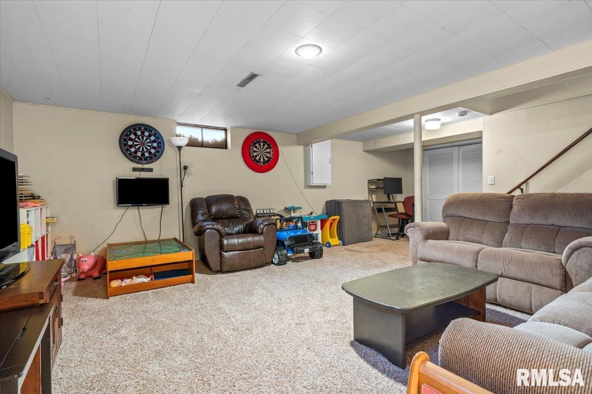 16 Marian Lane, Springfield, Illinois image 22