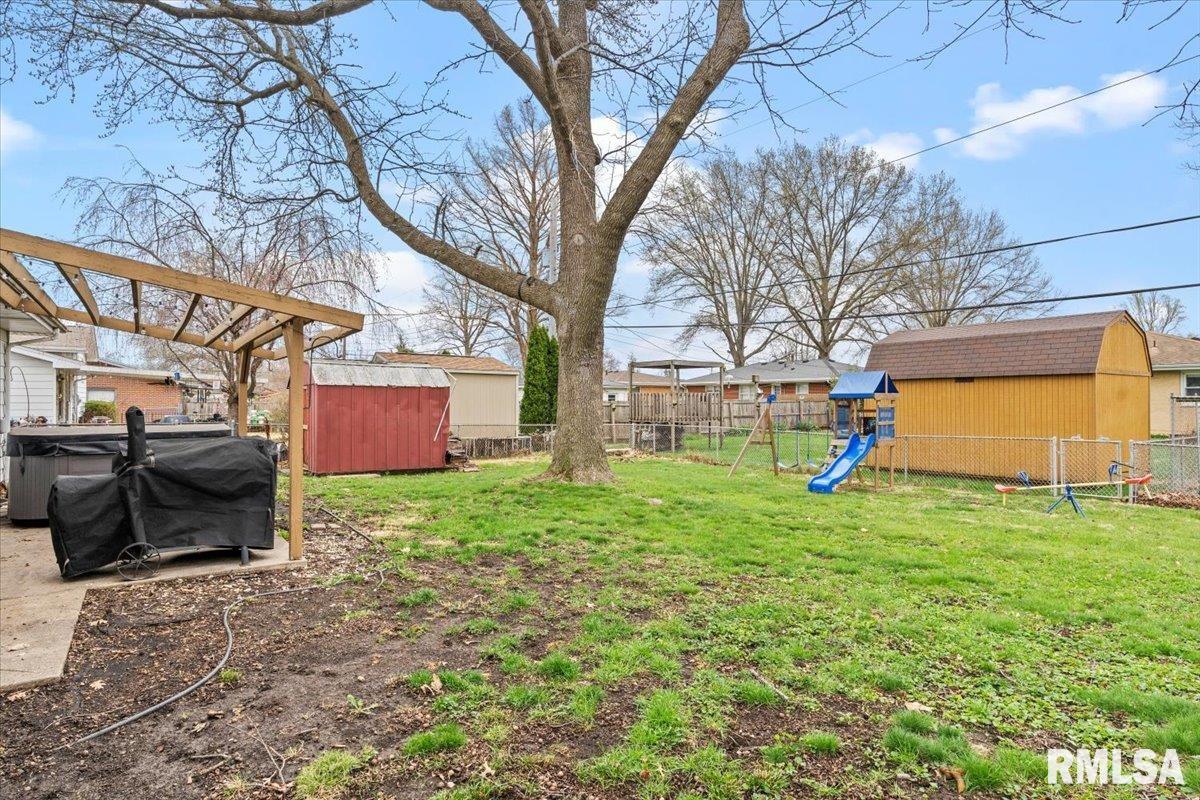16 Marian Lane, Springfield, Illinois image 25