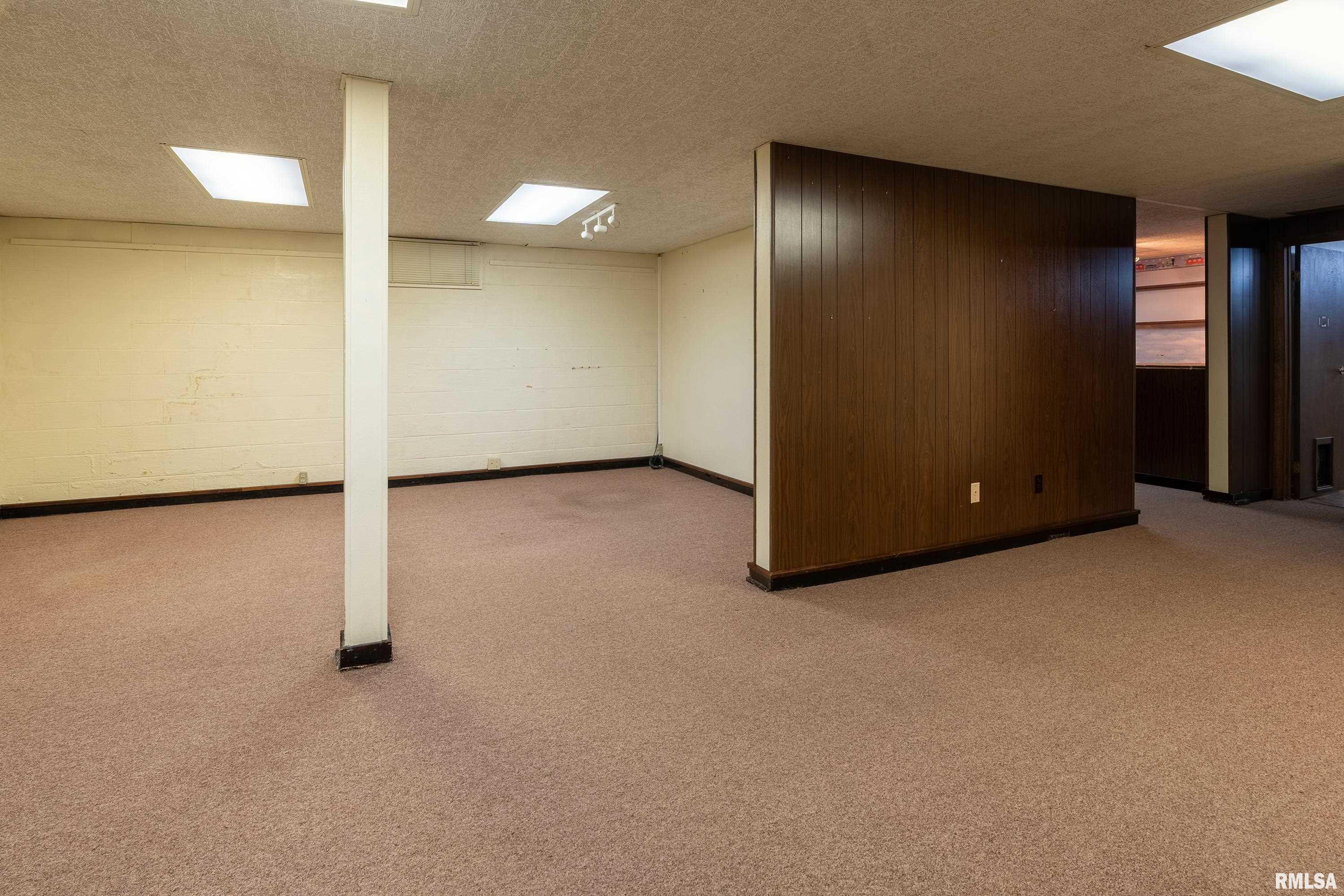 2605 W Sunset Drive, Carbondale, Illinois image 29