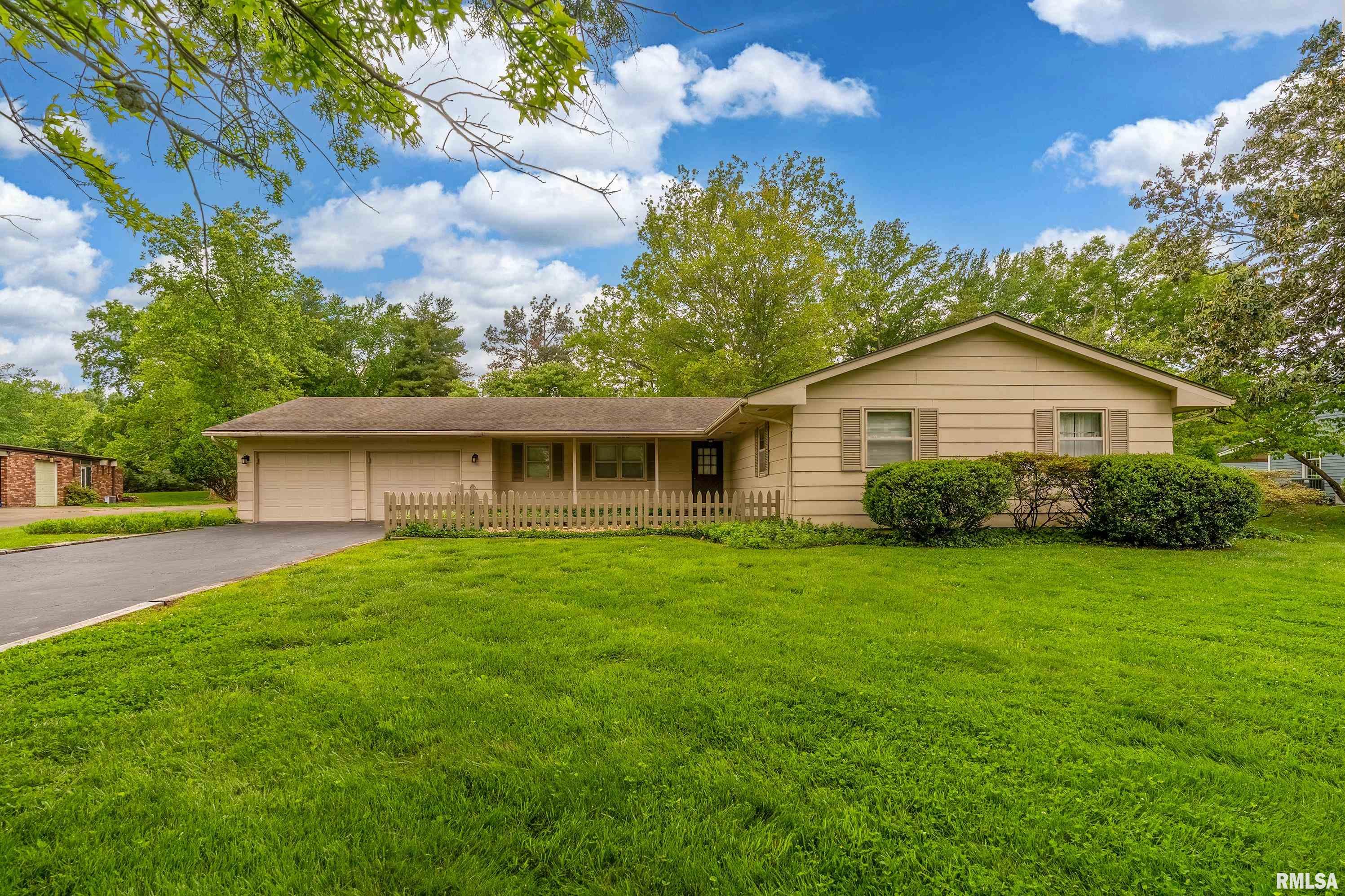 2605 W Sunset Drive, Carbondale, Illinois image 1
