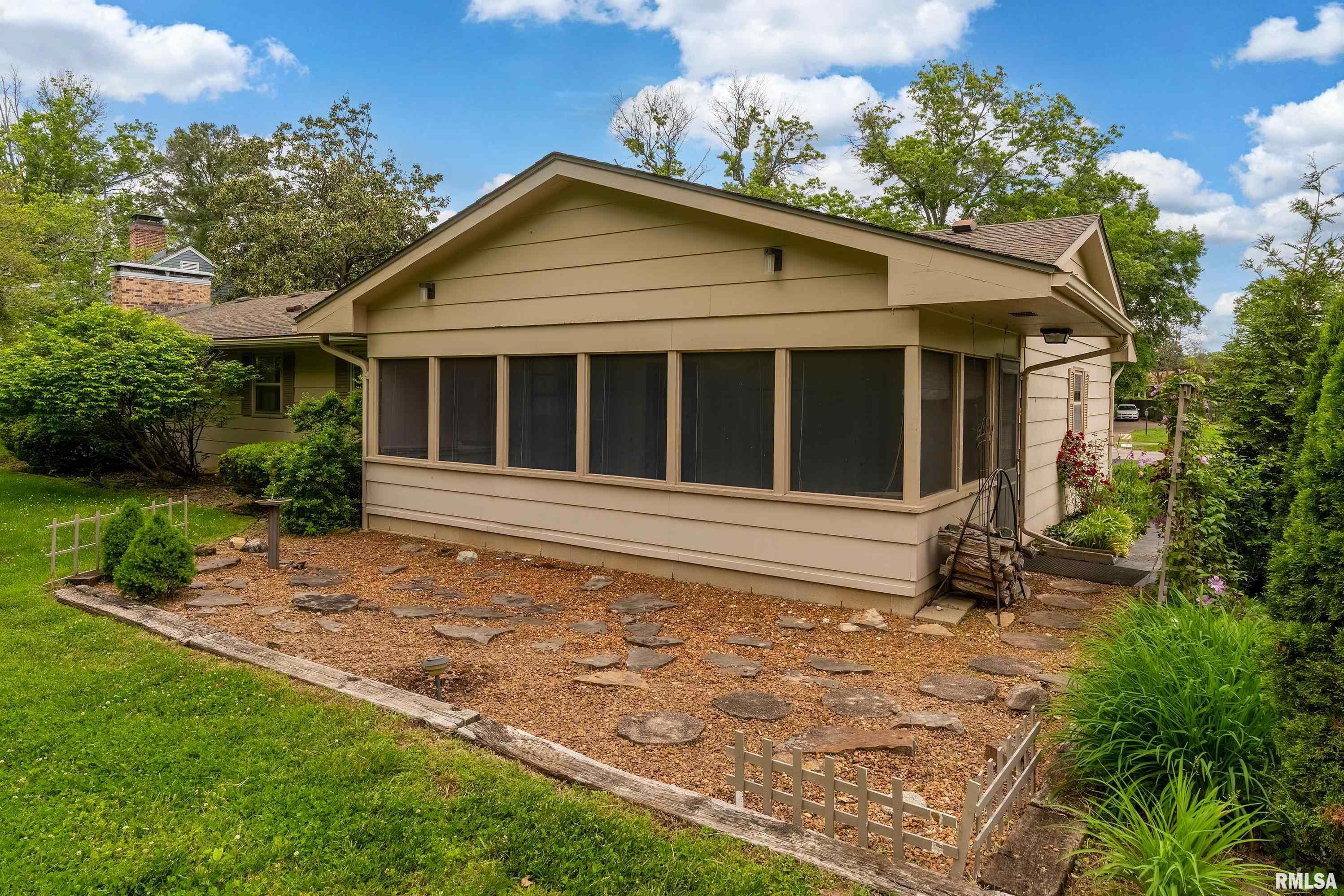 2605 W Sunset Drive, Carbondale, Illinois image 34