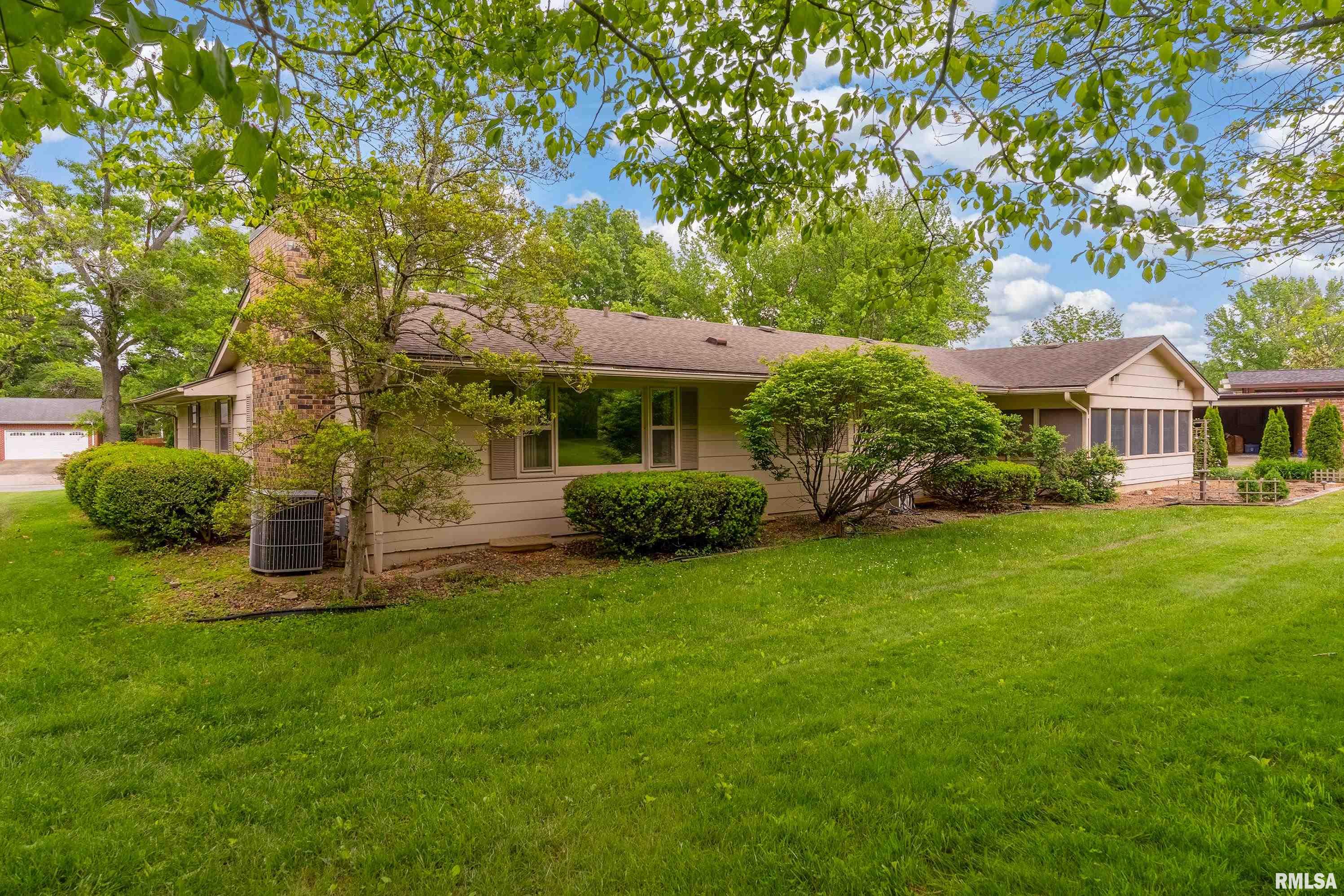 2605 W Sunset Drive, Carbondale, Illinois image 36