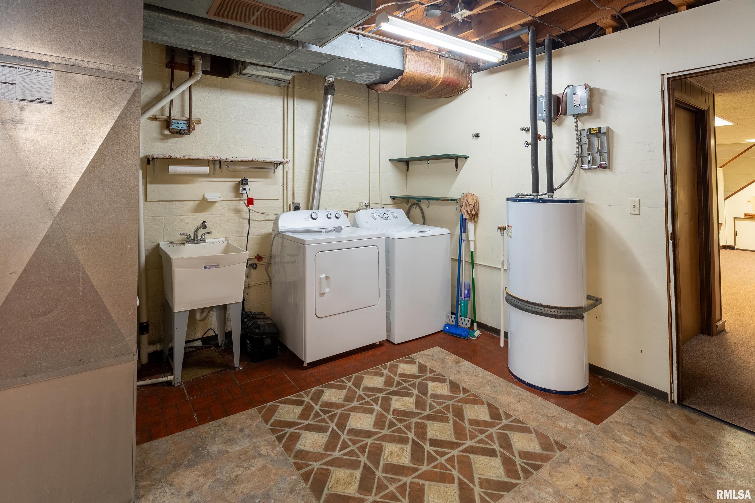 2605 W Sunset Drive, Carbondale, Illinois image 32