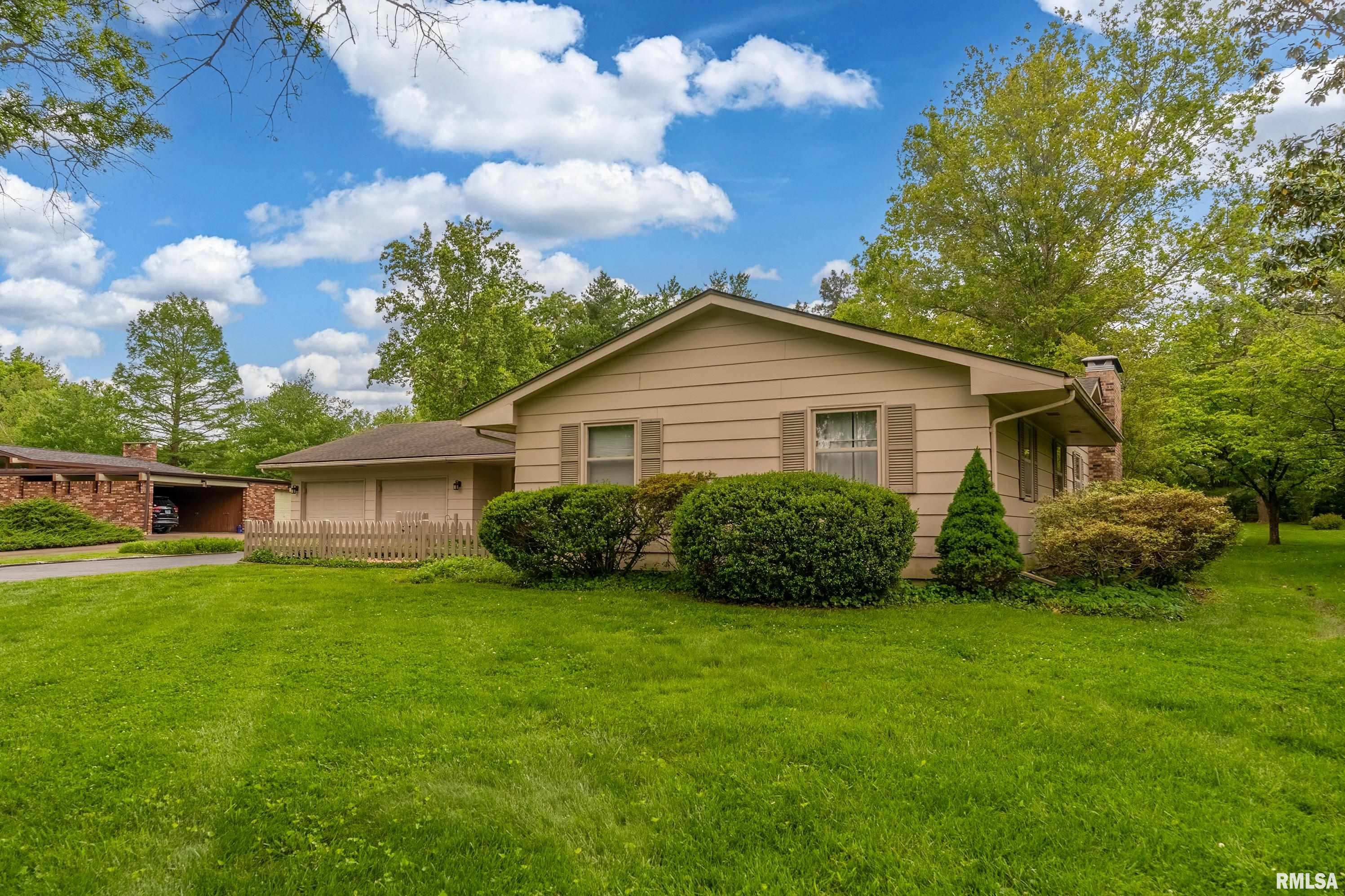 2605 W Sunset Drive, Carbondale, Illinois image 2