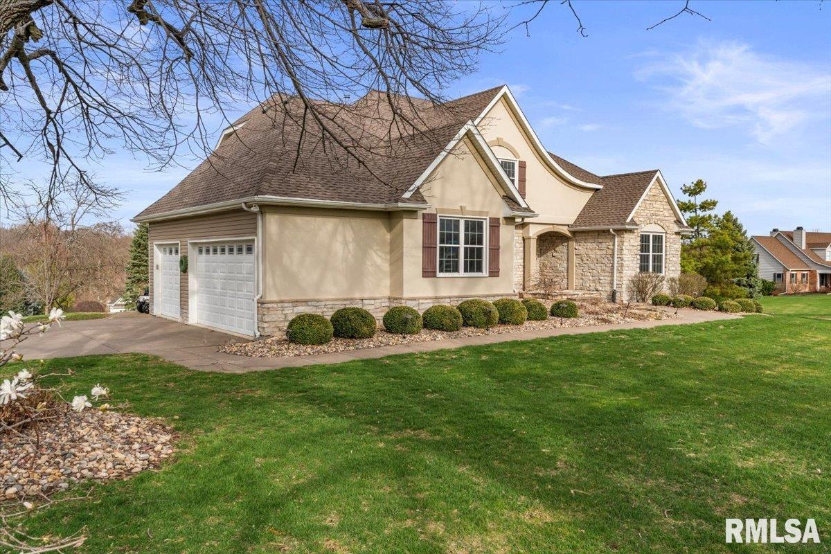 25058 189th Street, Bettendorf, Iowa image 5