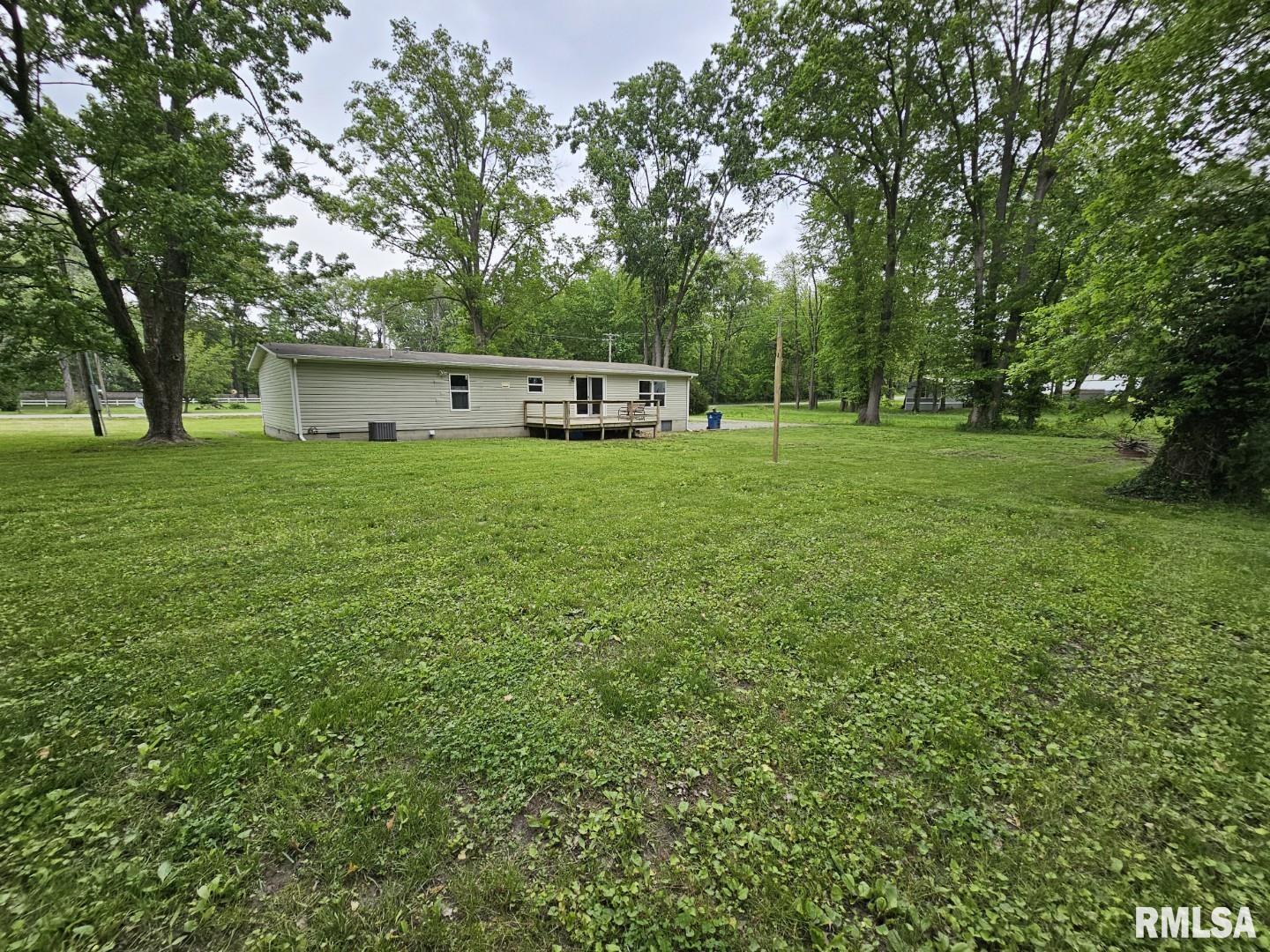 901 W 4th Street, Bluford, Illinois image 3