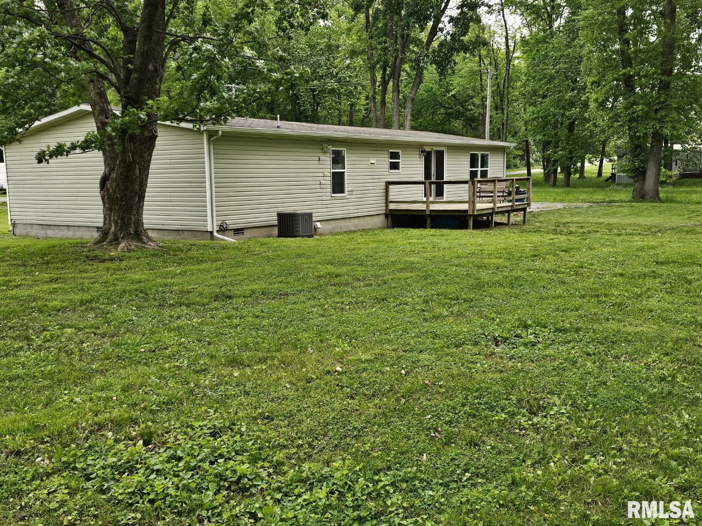 901 W 4th Street, Bluford, Illinois image 4