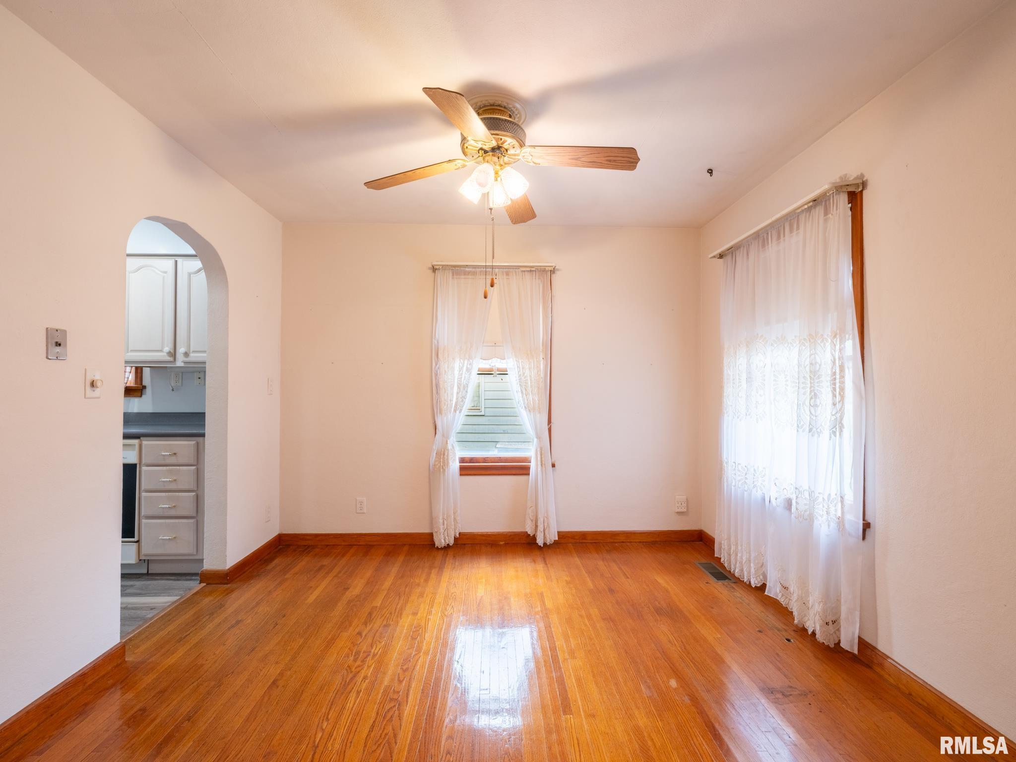 128 Lucinda Street, Pekin, Illinois image 6