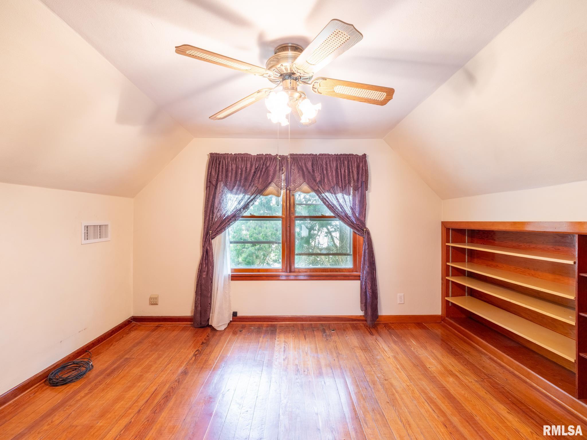 128 Lucinda Street, Pekin, Illinois image 18