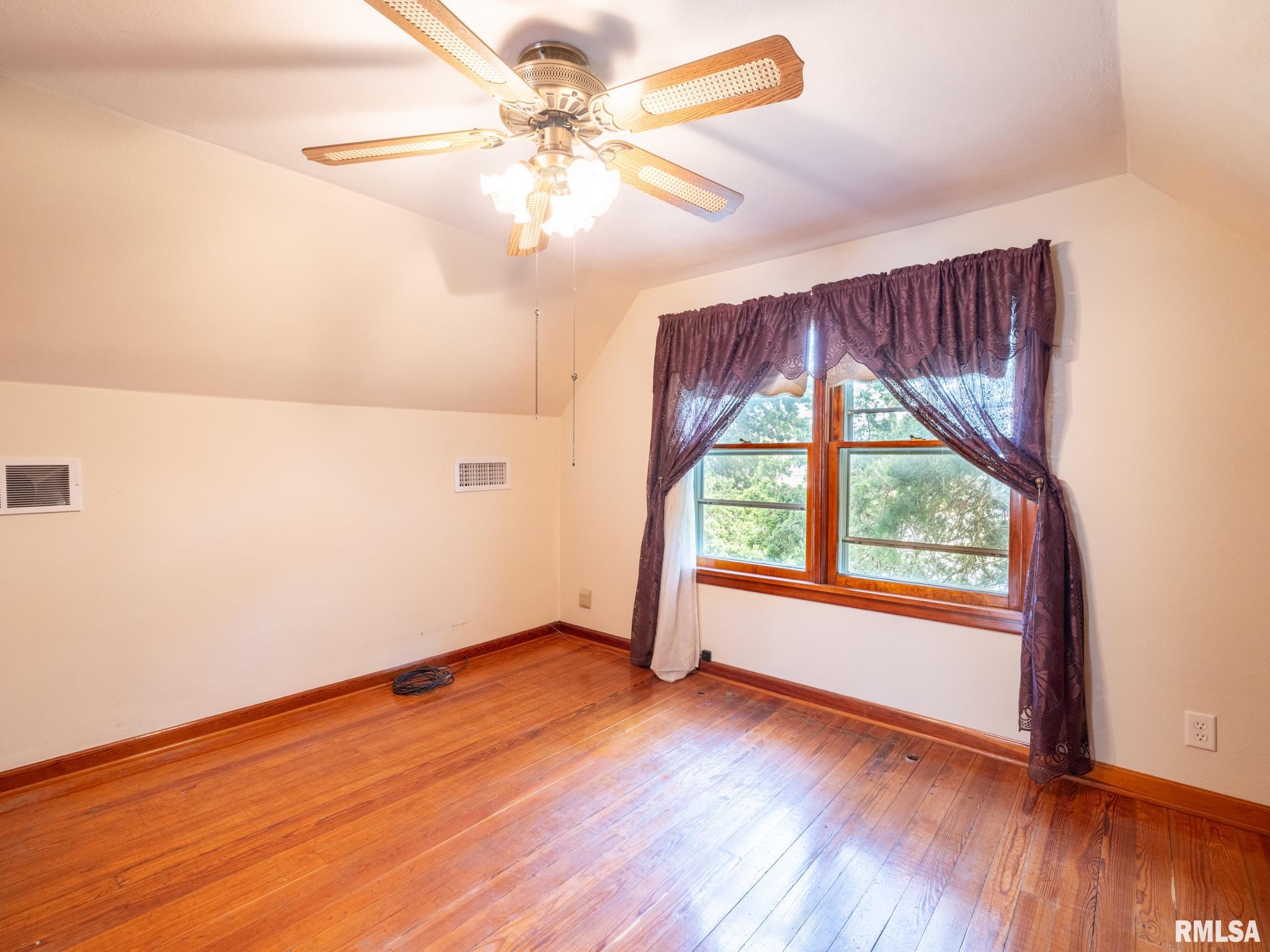 128 Lucinda Street, Pekin, Illinois image 24