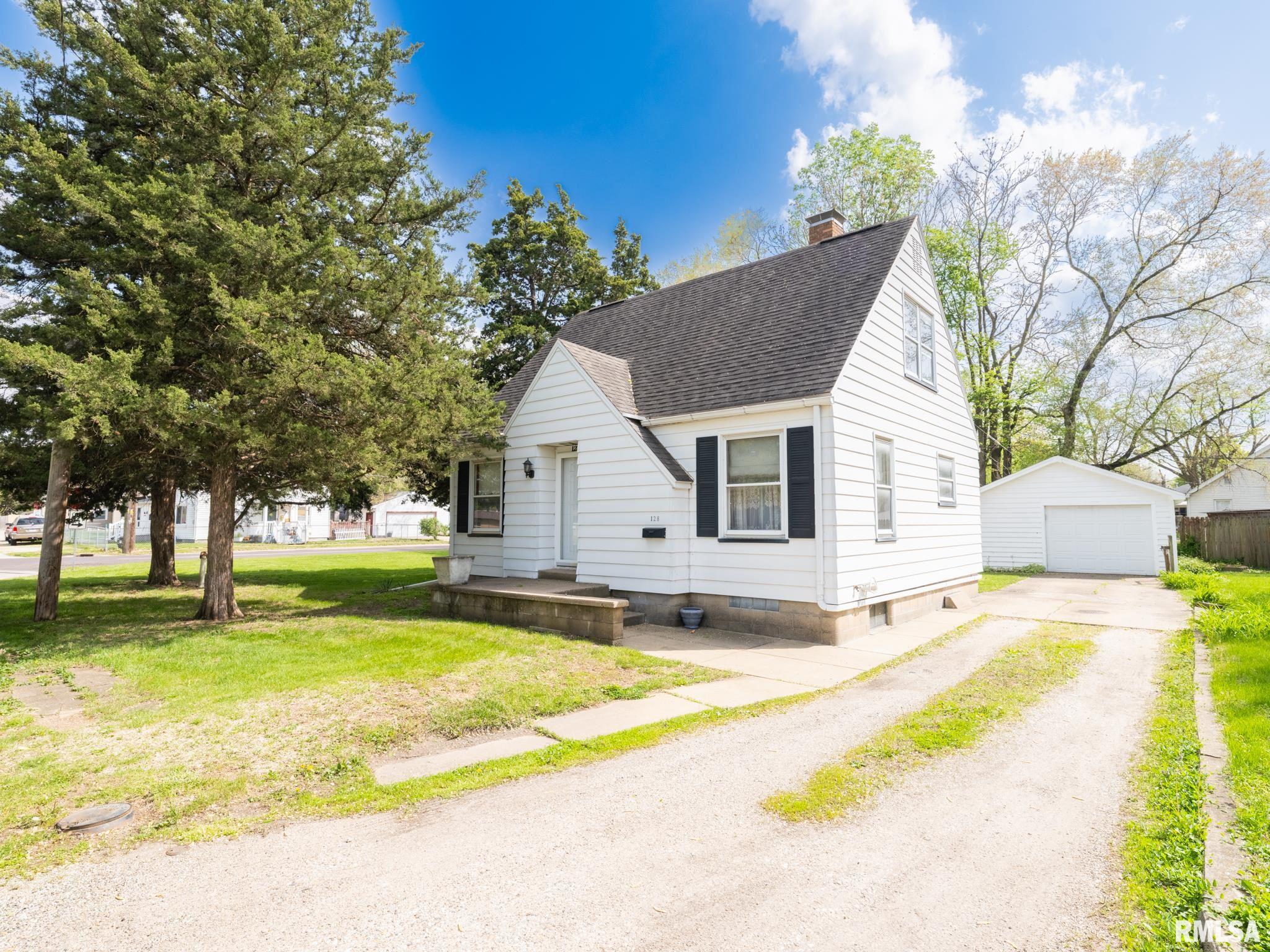 128 Lucinda Street, Pekin, Illinois image 2