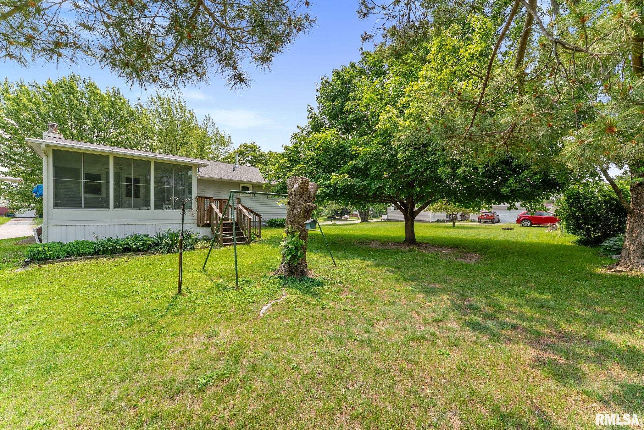 607 Greenway Avenue, Colona, Illinois image 6