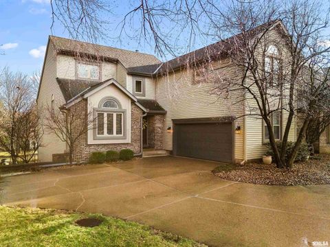 Condo For Sale - 2810 W Willowlake Drive<br/> Peoria County, Peoria, IL 61614