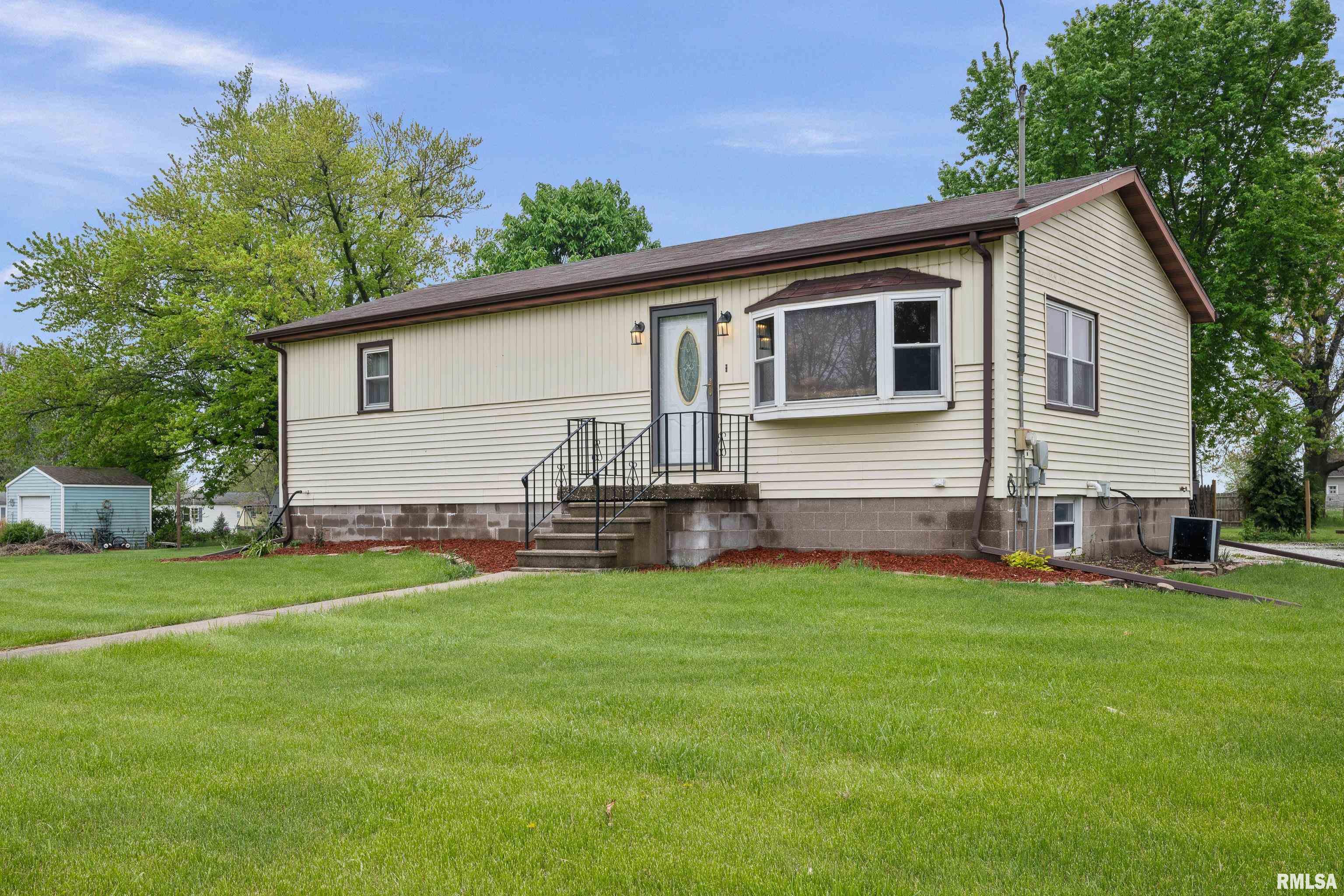 3349 150th Avenue, Lynn Center, Illinois image 1