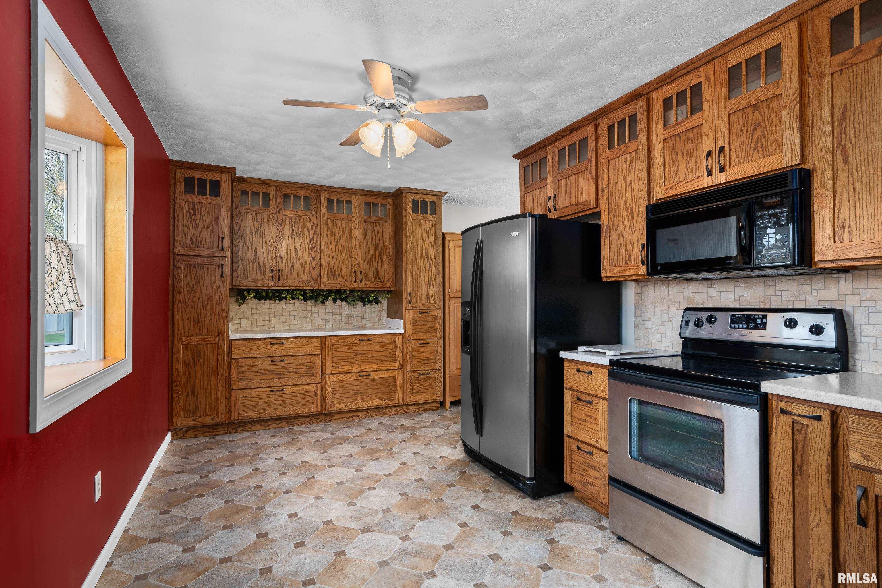 3349 150th Avenue, Lynn Center, Illinois image 14