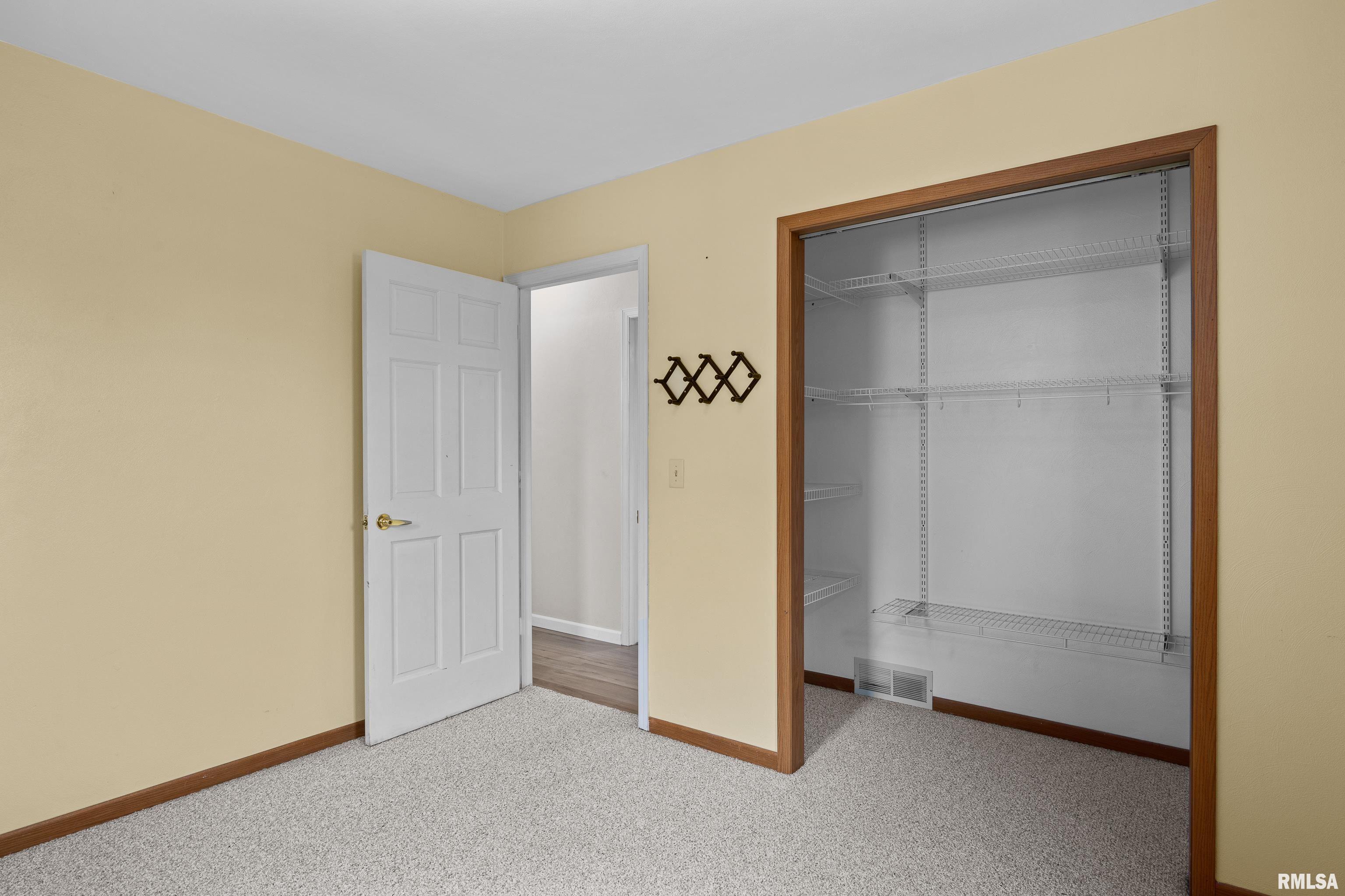 3349 150th Avenue, Lynn Center, Illinois image 12
