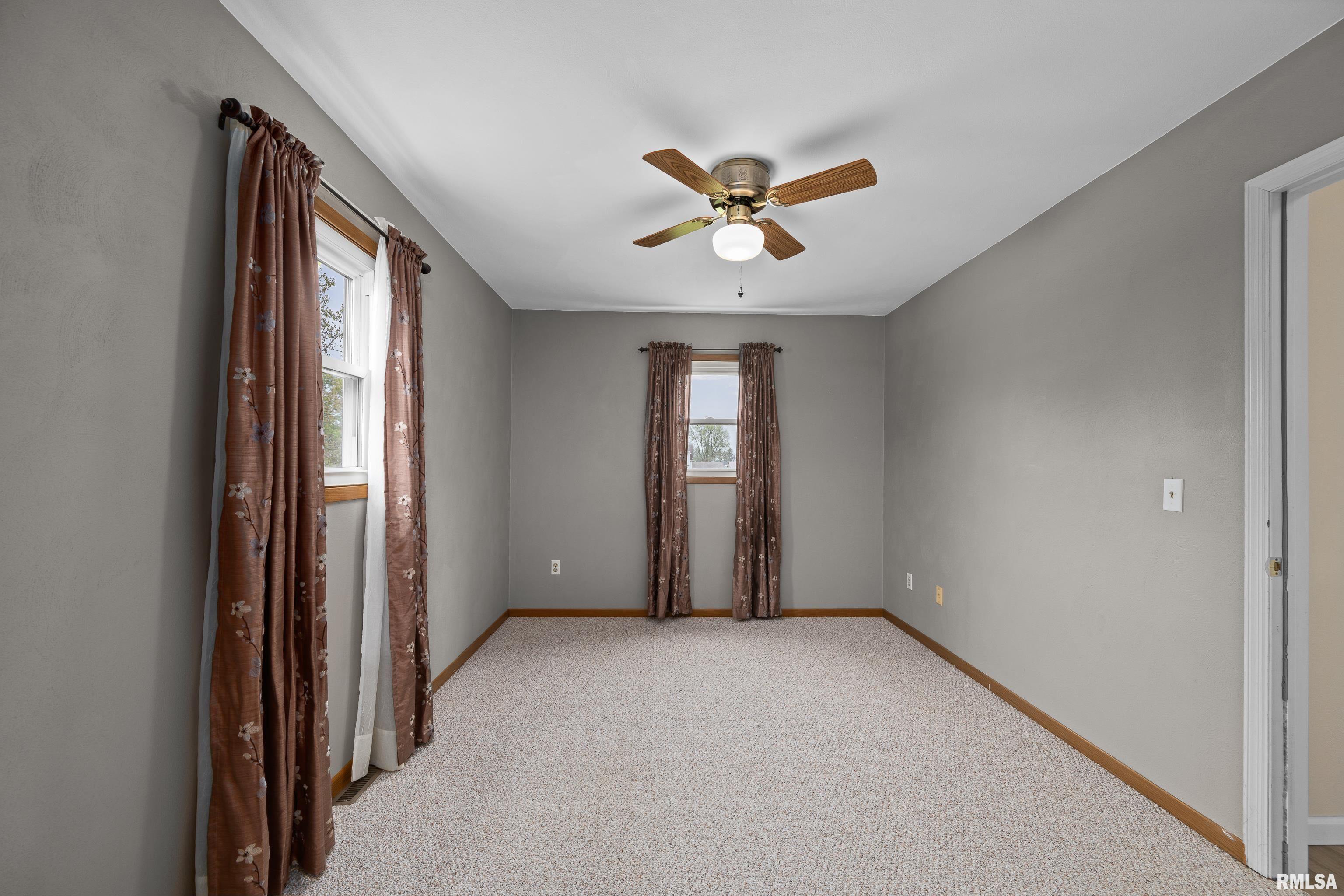 3349 150th Avenue, Lynn Center, Illinois image 9