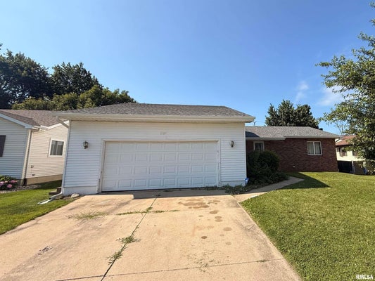 BARNES DR, DECATUR, IL 62526 - Image a89bbffa40e1d698b1bb474b0ed200d0/3998027272