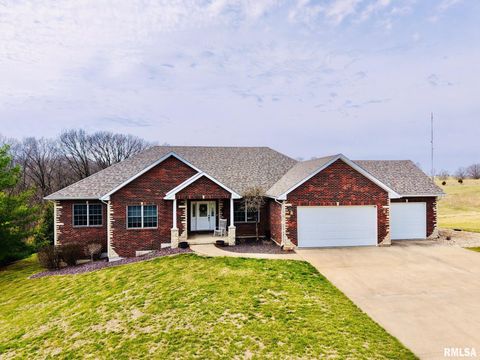 Homes For Sale - 3501 N 72nd Road<br/> Adams County, Quincy, IL 62305