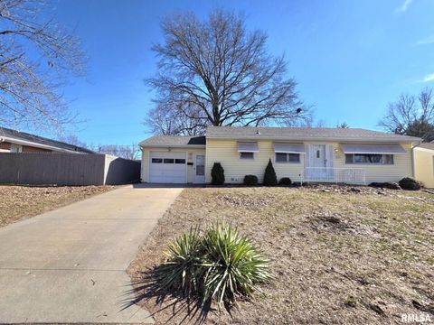 Homes For Sale - 836 Santa Maria Drive<br/> Quincy, IL 62301