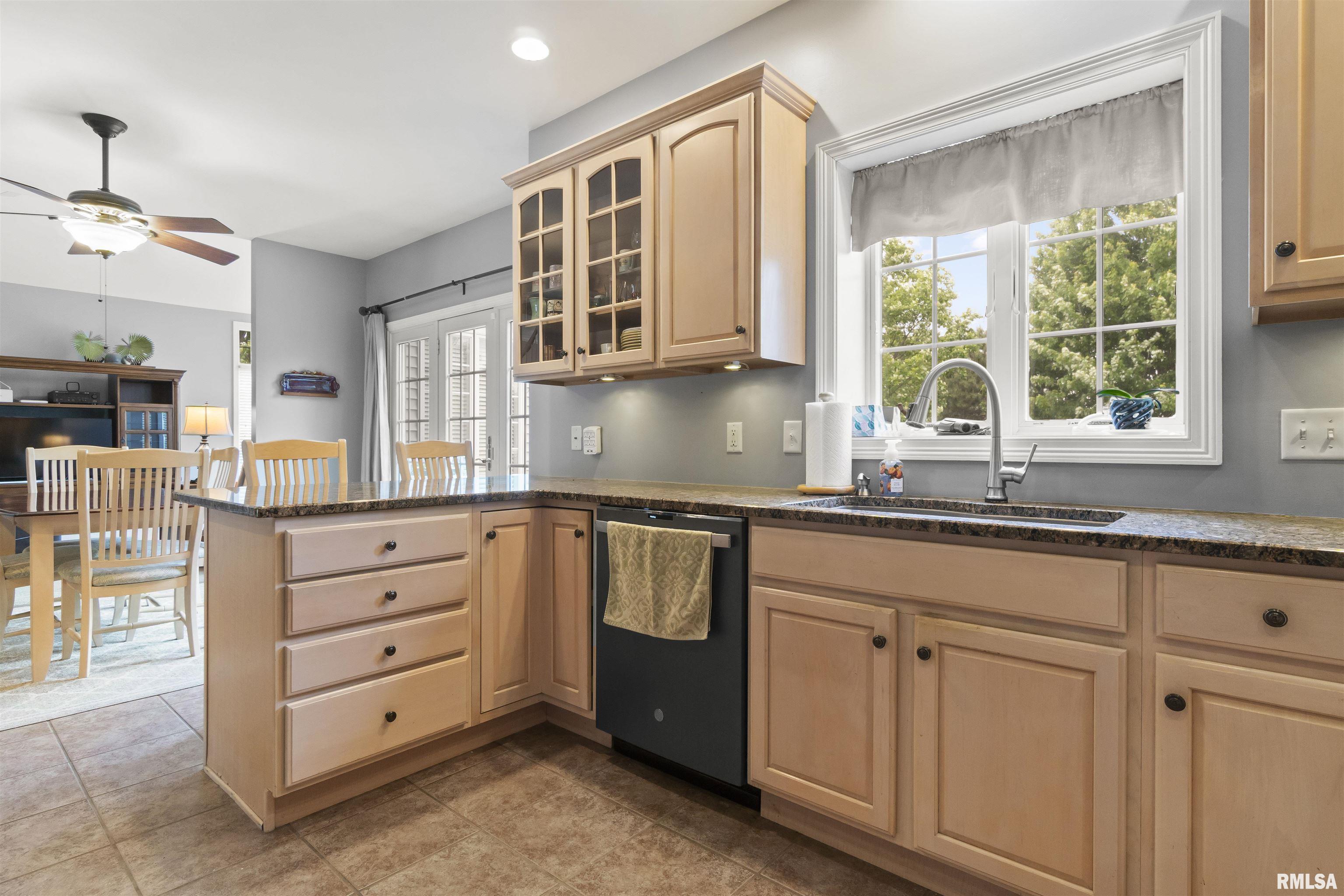 11506 N Bristol Drive, Dunlap, Illinois image 21