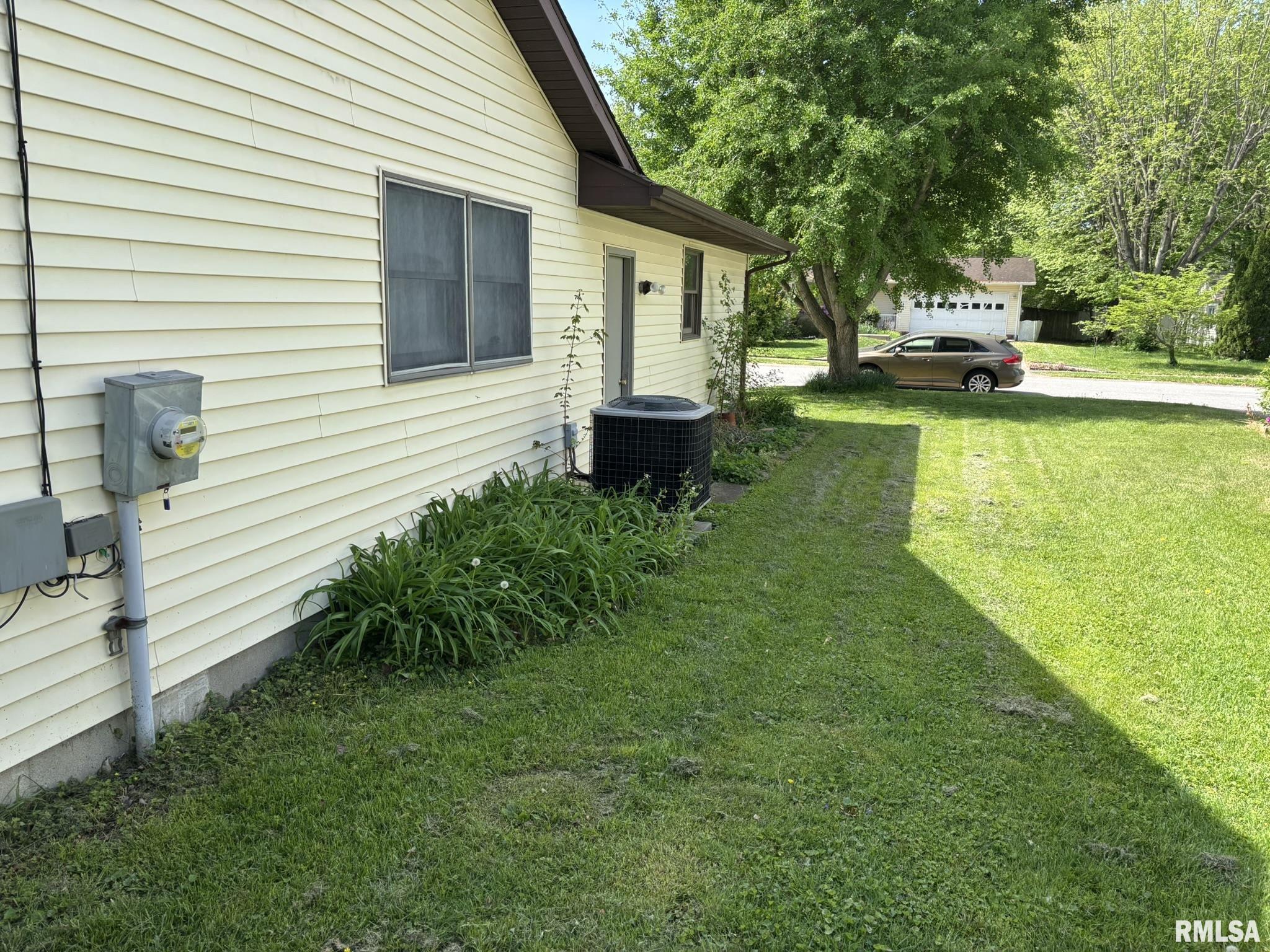 617 S Surrey Lane, Carbondale, Illinois image 9