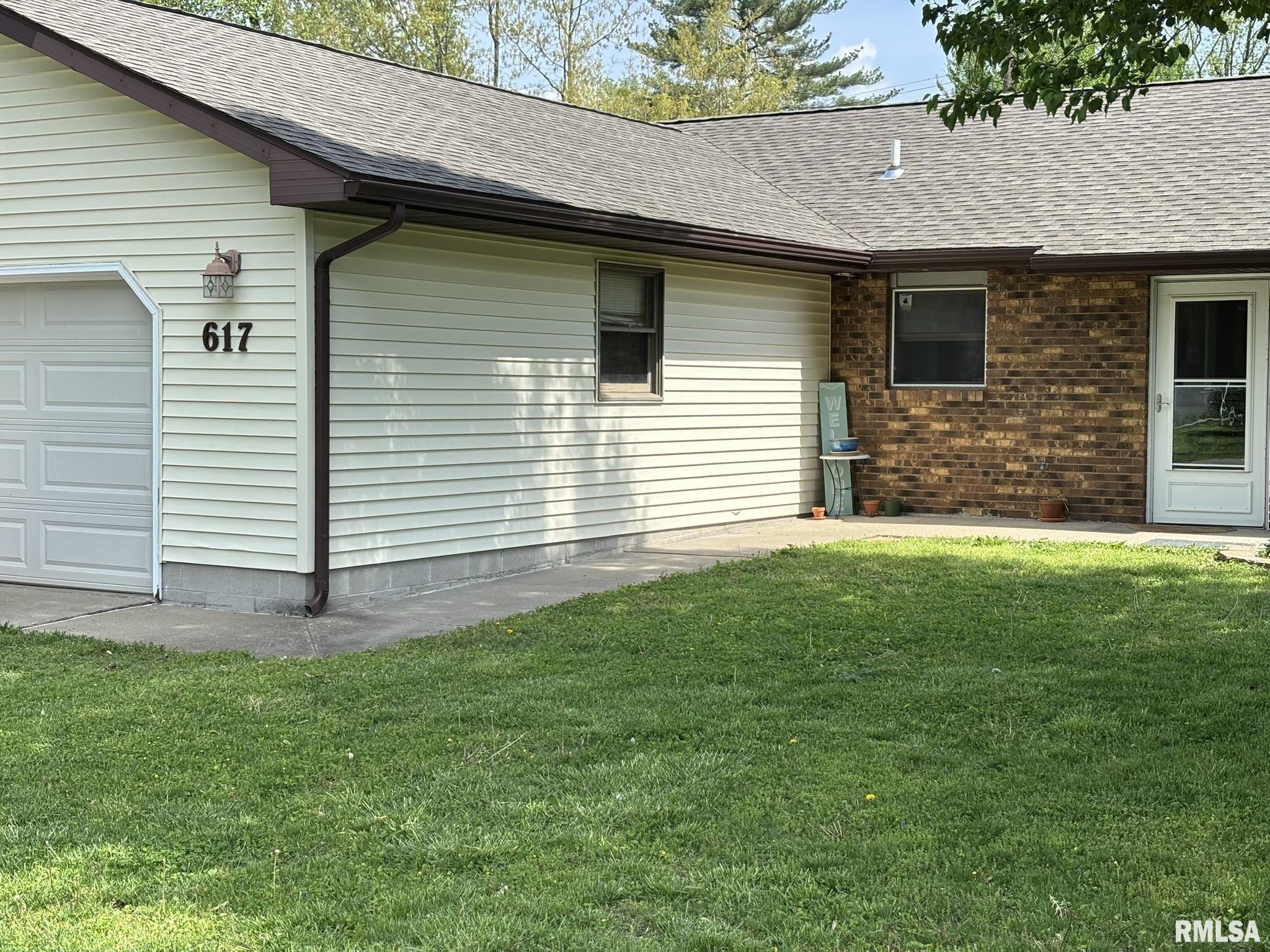 617 S Surrey Lane, Carbondale, Illinois image 4