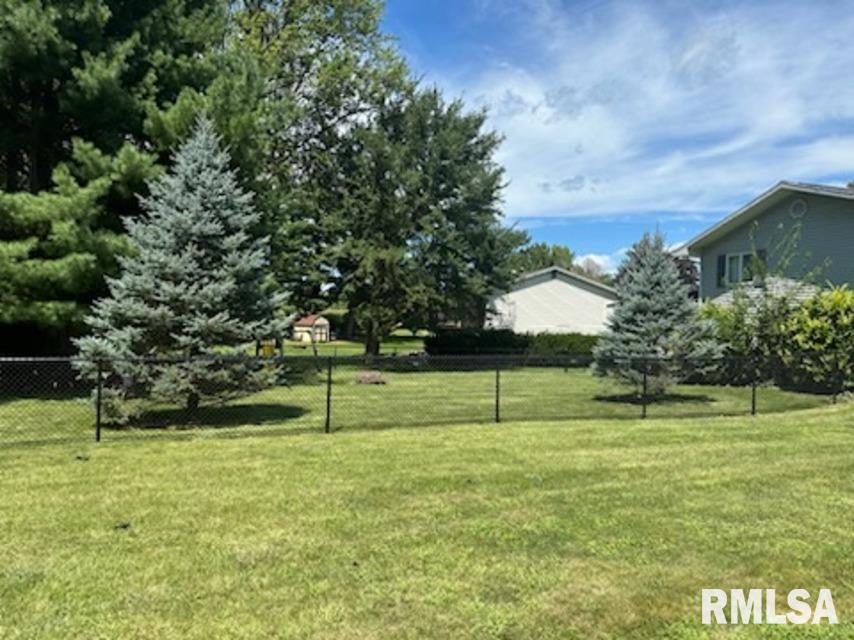 19 Hillcrest Drive, Bushnell, Illinois image 2